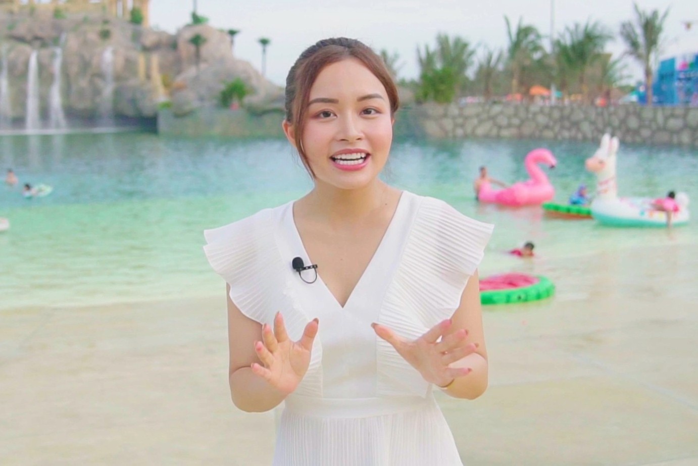 Bai bien moi phia dong Ha Noi hut khach dip 30/4 hinh anh