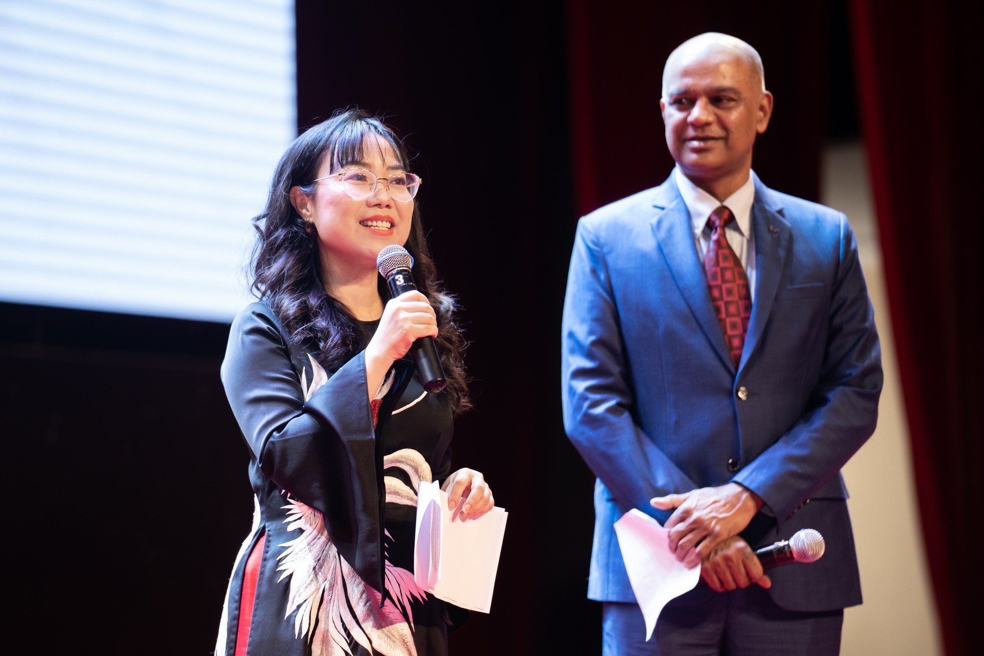 VinUni khoi xuong 'Hoi nghi quoc te thuong nien ve doi moi day va hoc' hinh anh