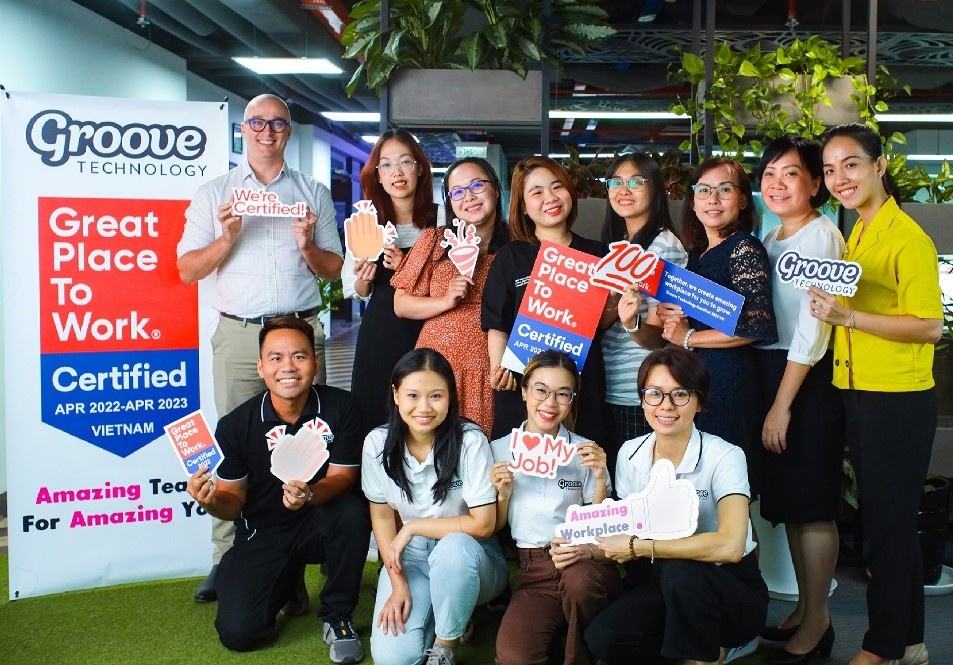 Lam viec sau dich anh 3