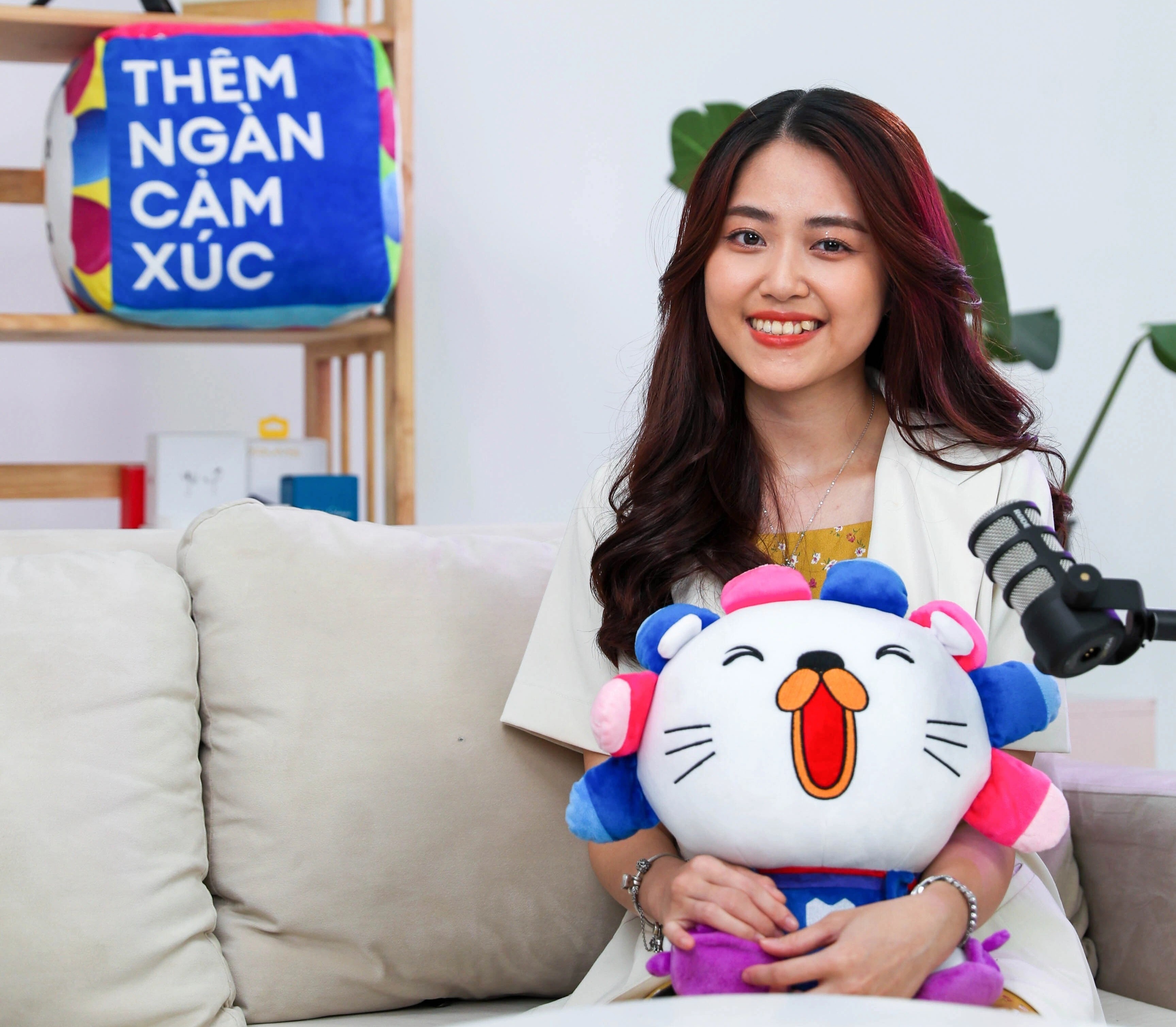 Nguoi tre song mot minh anh 2