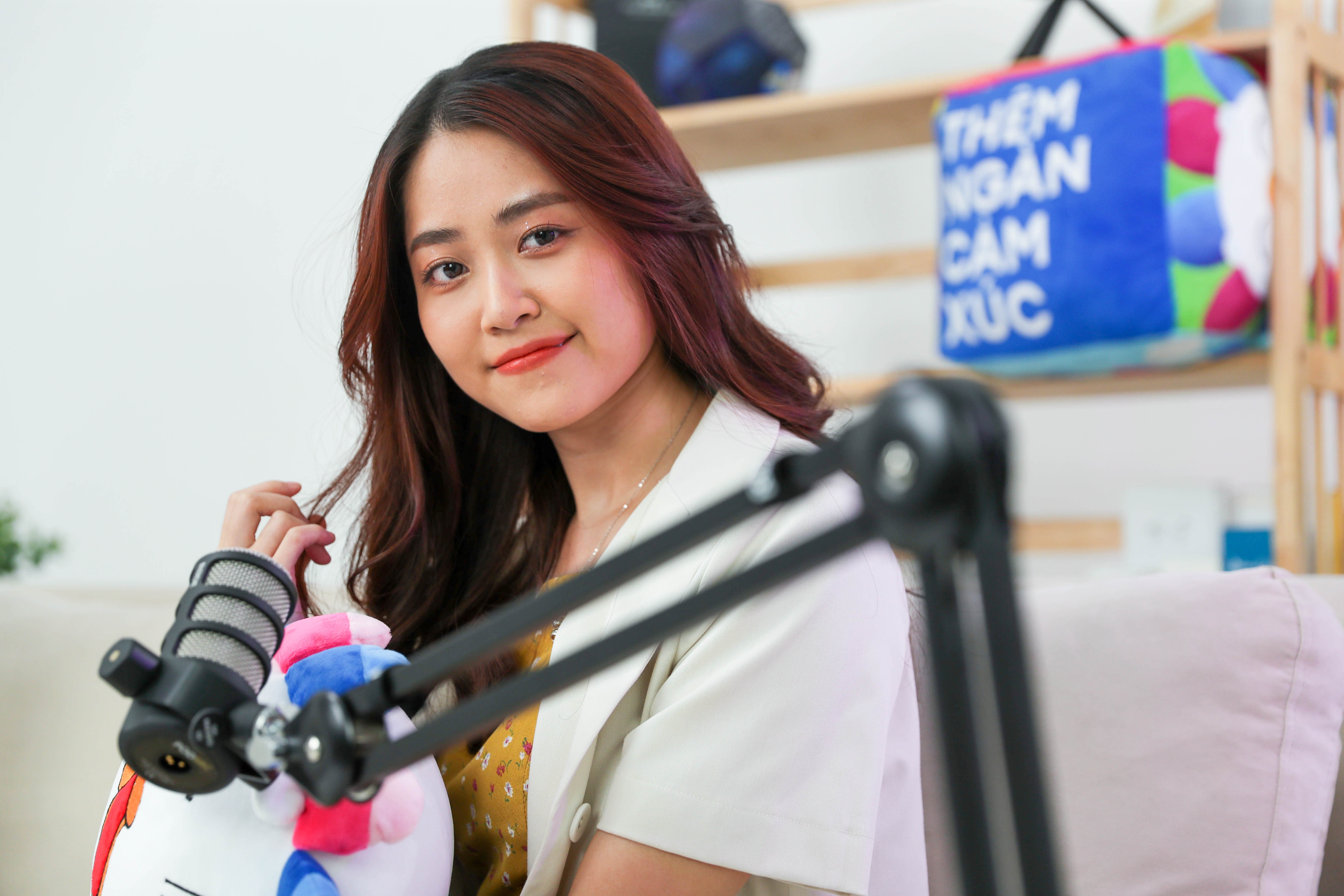 Nguoi tre song mot minh anh 1