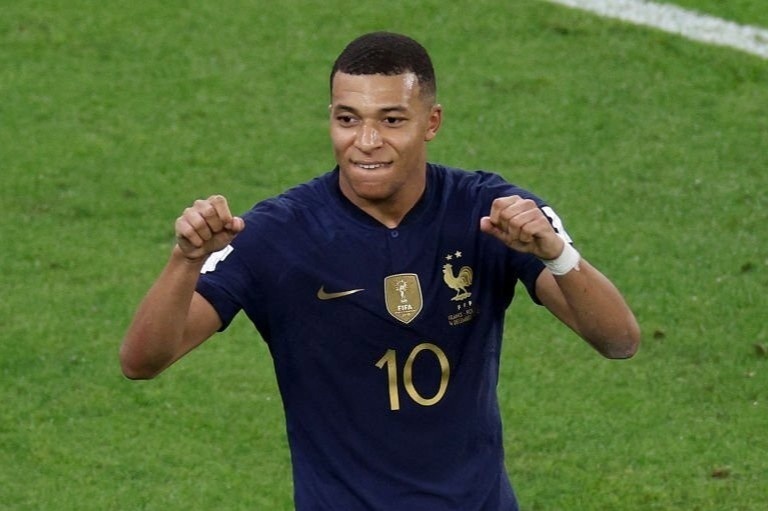 Cuoc dua 'Vua pha luoi' World Cup 2022 nga ngu sau vong tu ket? hinh anh