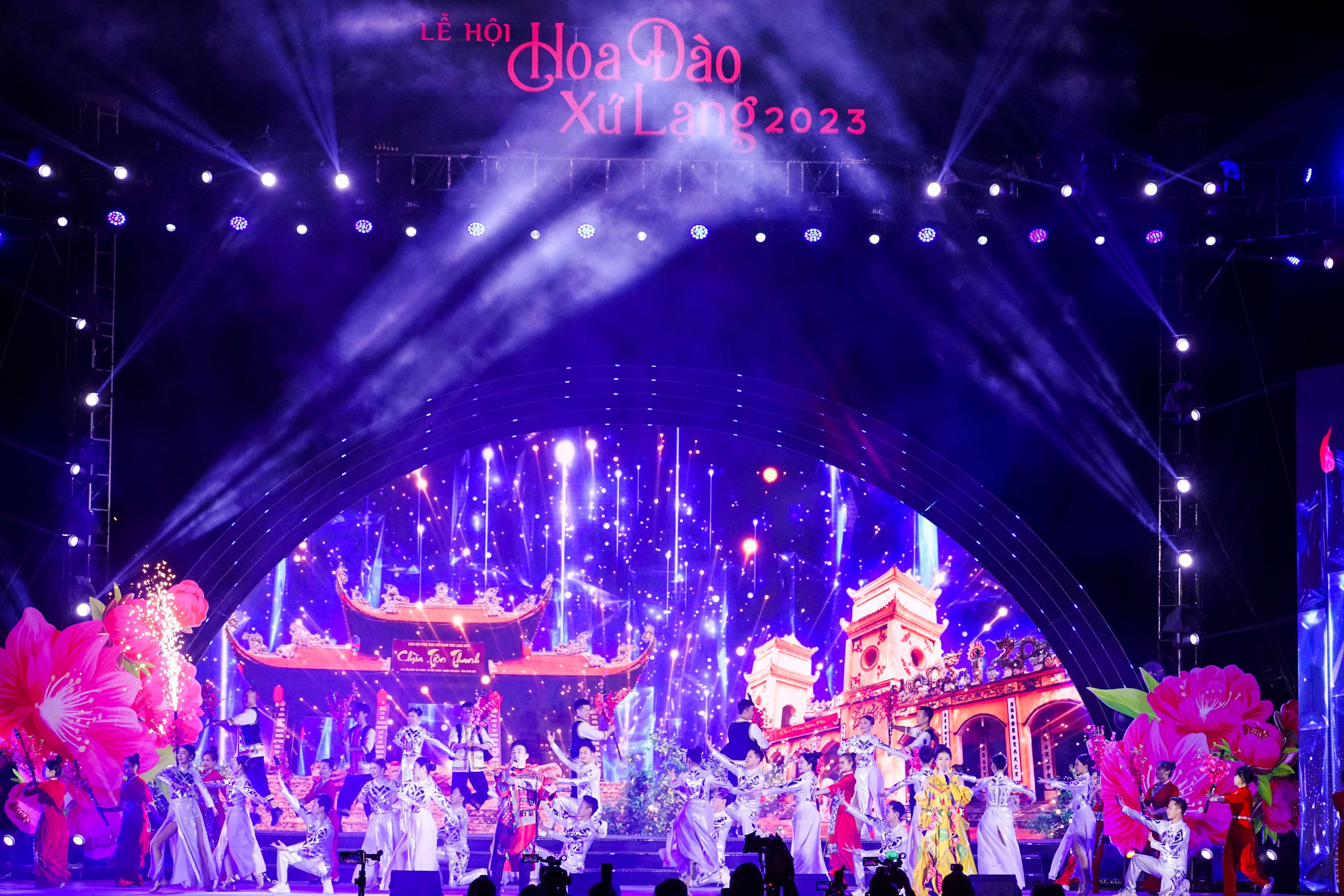 Le hoi hoa dao anh 1