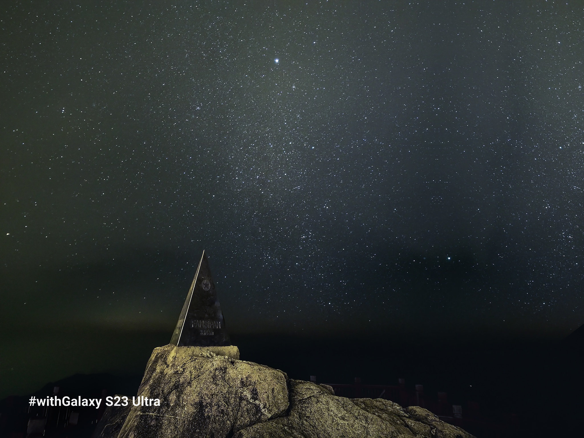 Samsung Galaxy S23 Ultra anh 2