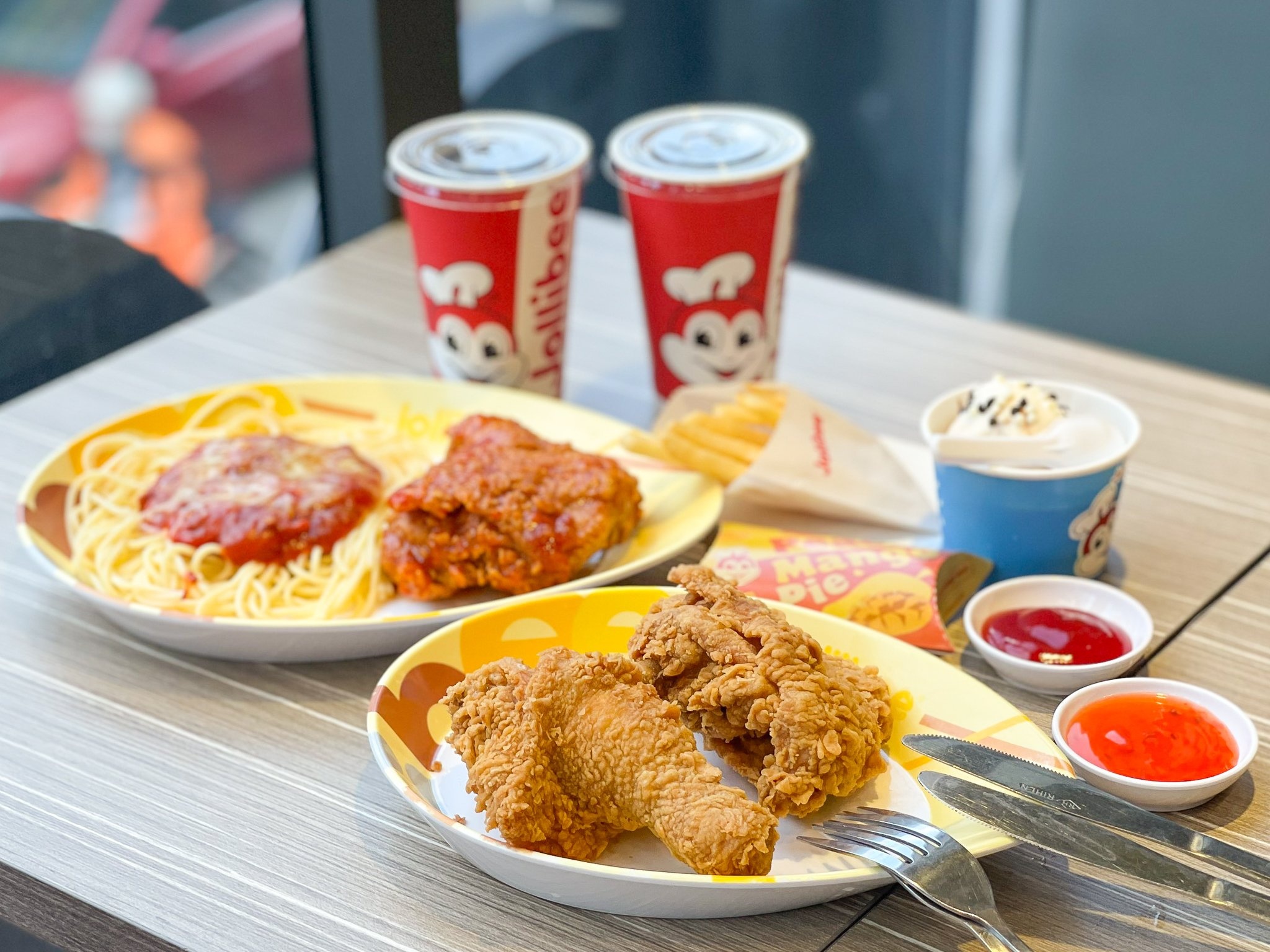 Ga ran Jollibee anh 2