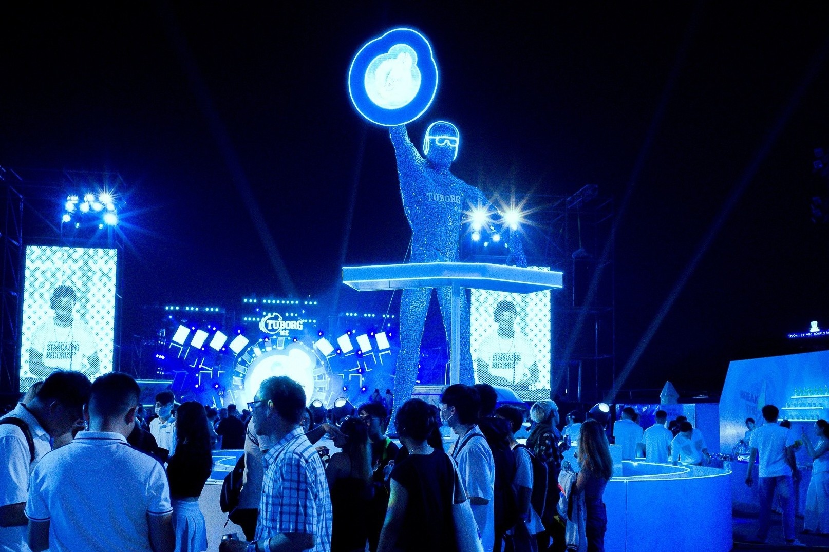 Tuborg Ice dan loi gioi tre 'Bang qua moi cuoc vui - Choi phai toi' hinh anh