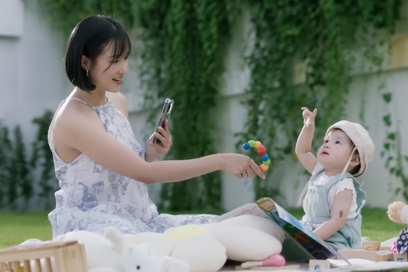 Video - Lam 'me nhan' chac co nhan tenh? hinh anh