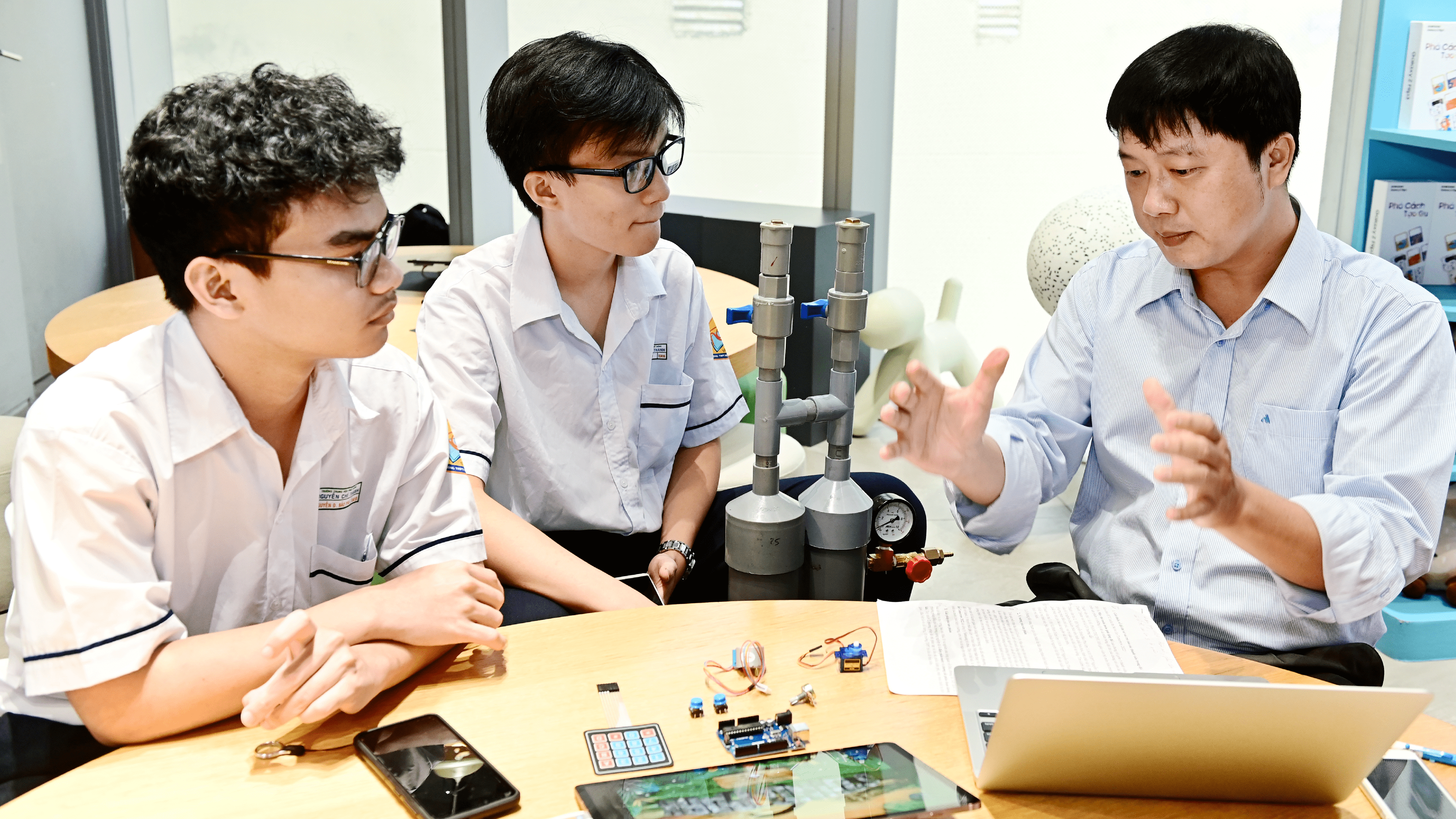 Solve for Tomorrow 2023 ảnh 5 Solve for Tomorrow 2023 anh 5