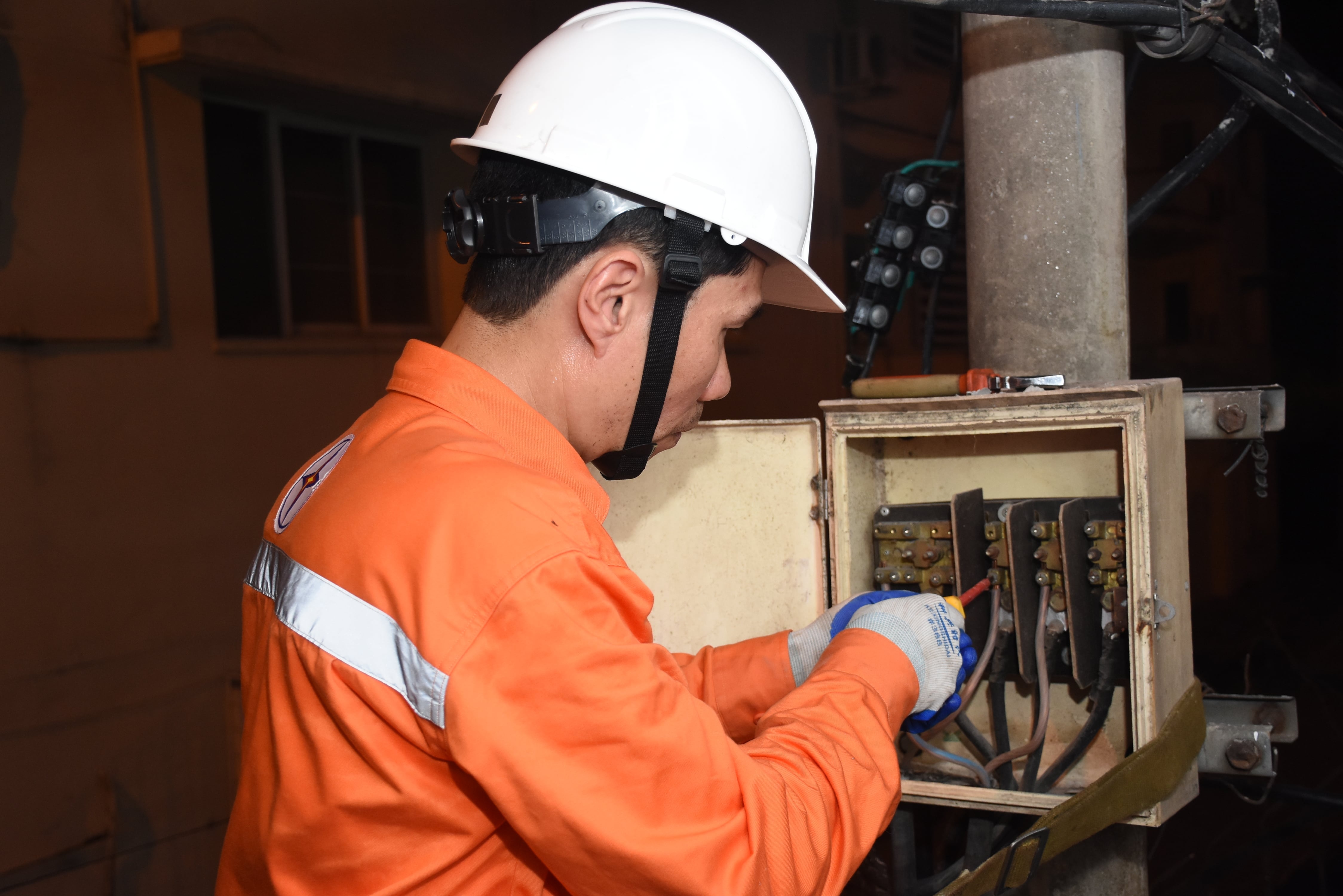 Cung cap dien Ha Noi anh 5