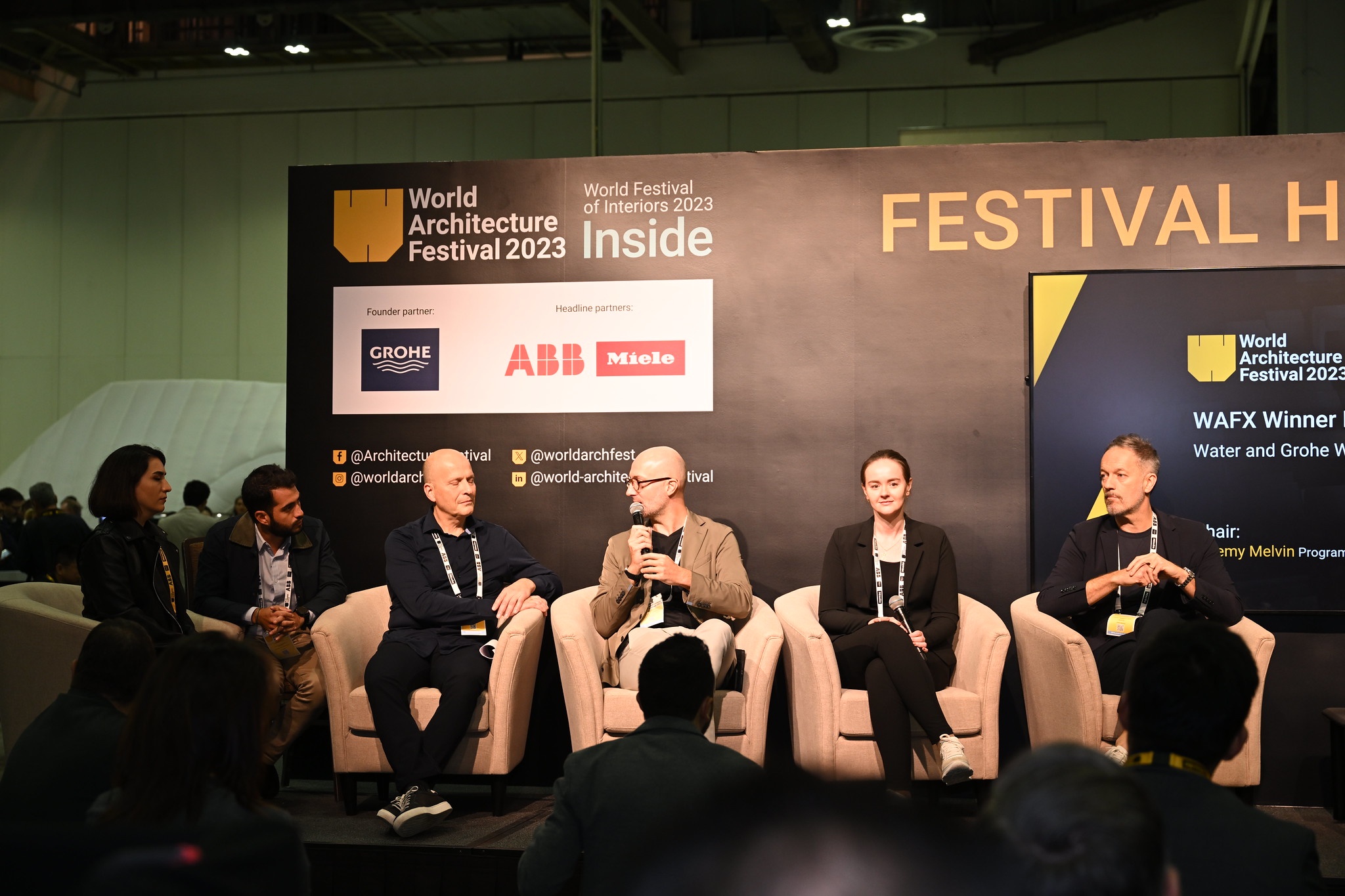 Lien hoan Kien truc anh 1