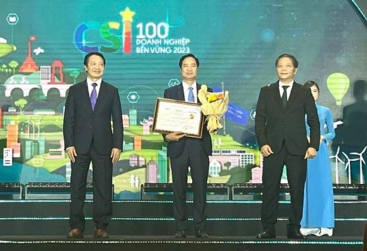 Bao Viet vao top dau doanh nghiep ben vung Viet Nam 8 nam lien tiep hinh anh