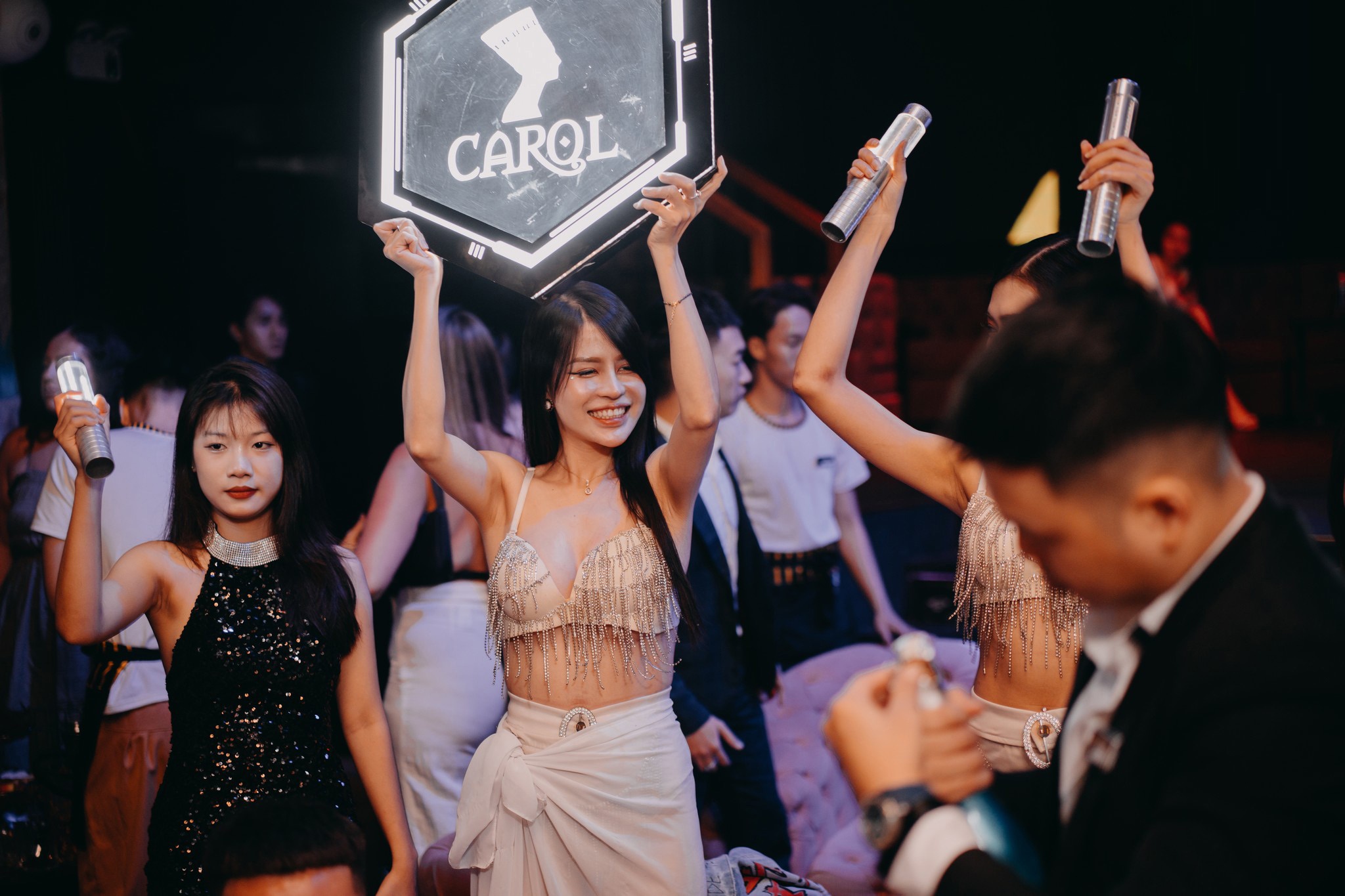 Carol Lounge anh 5