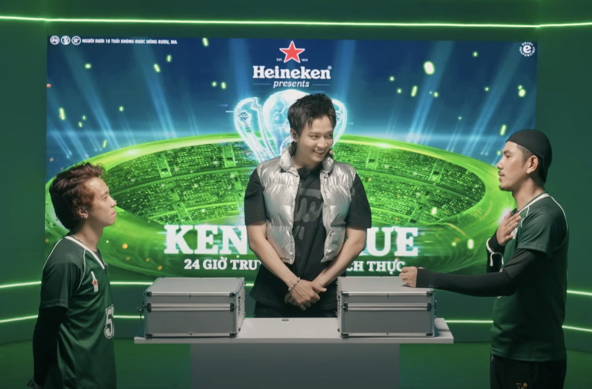 Totti den Viet Nam anh 4