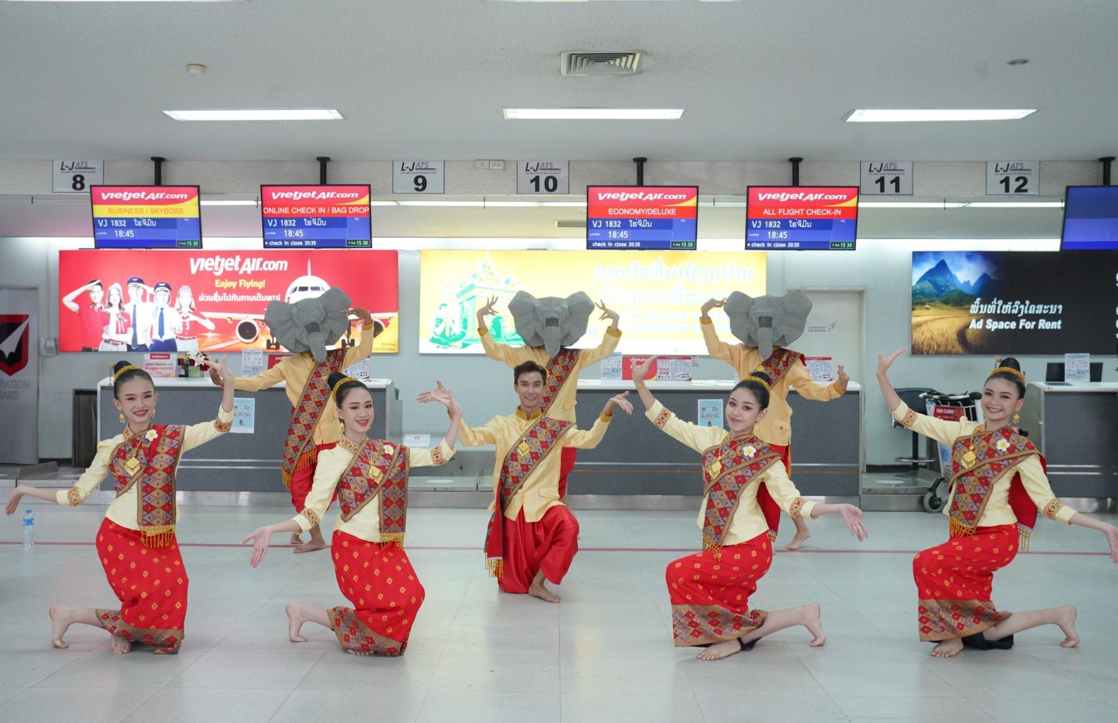 Quốc tế Voi ảnh 1 Quoc te Voi anh 1