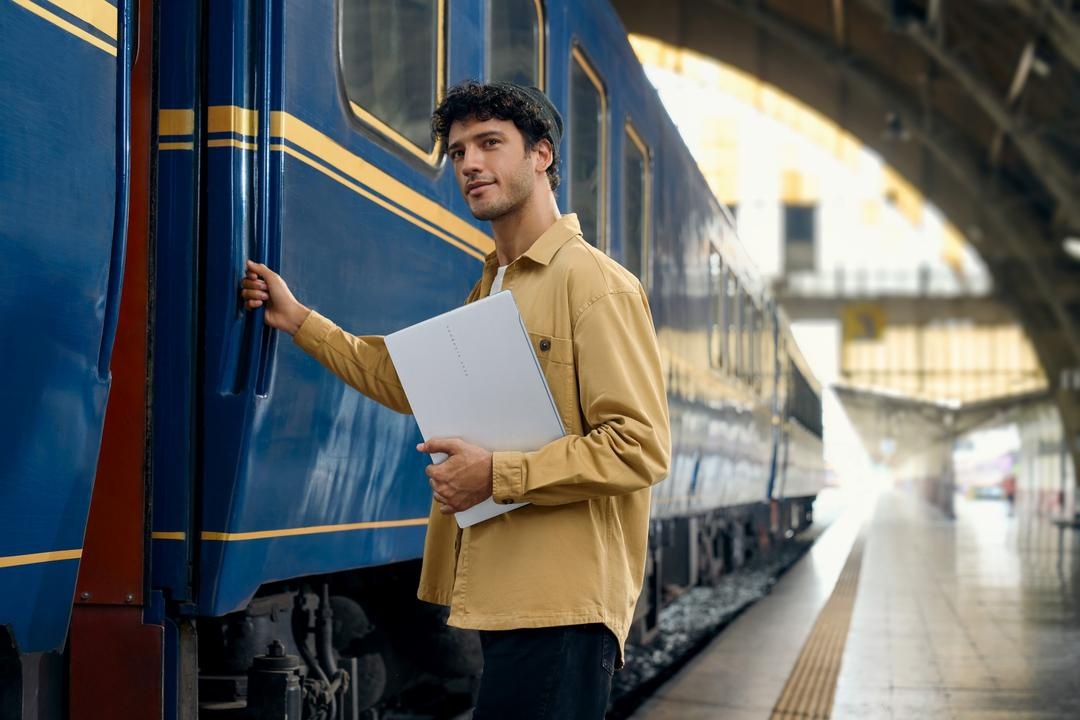 Vi sao nguoi dung can nam bat xu huong laptop AI? hinh anh