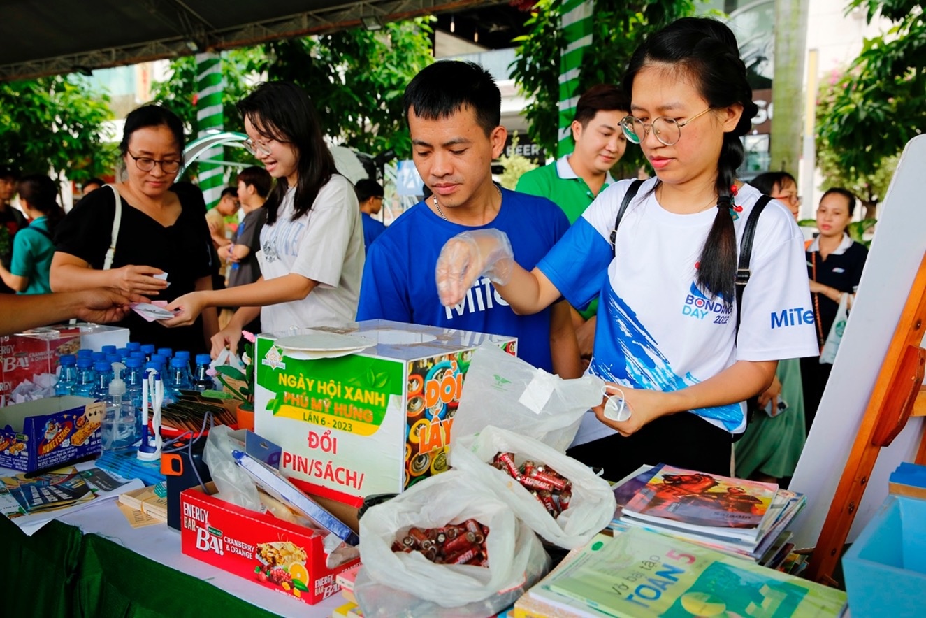 Ngay hoi Xanh anh 2