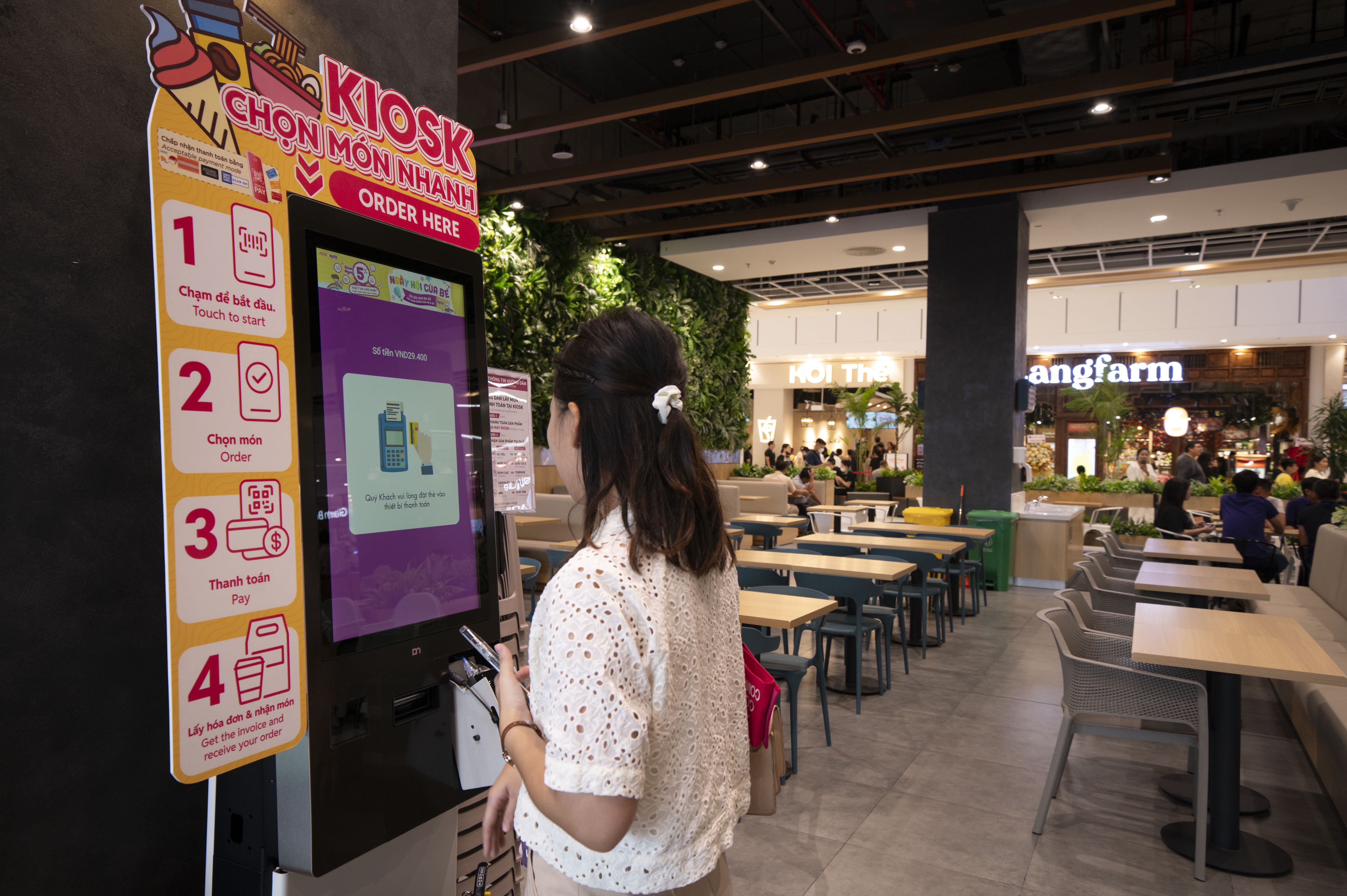 Aeon Ta Quang Buu anh 4