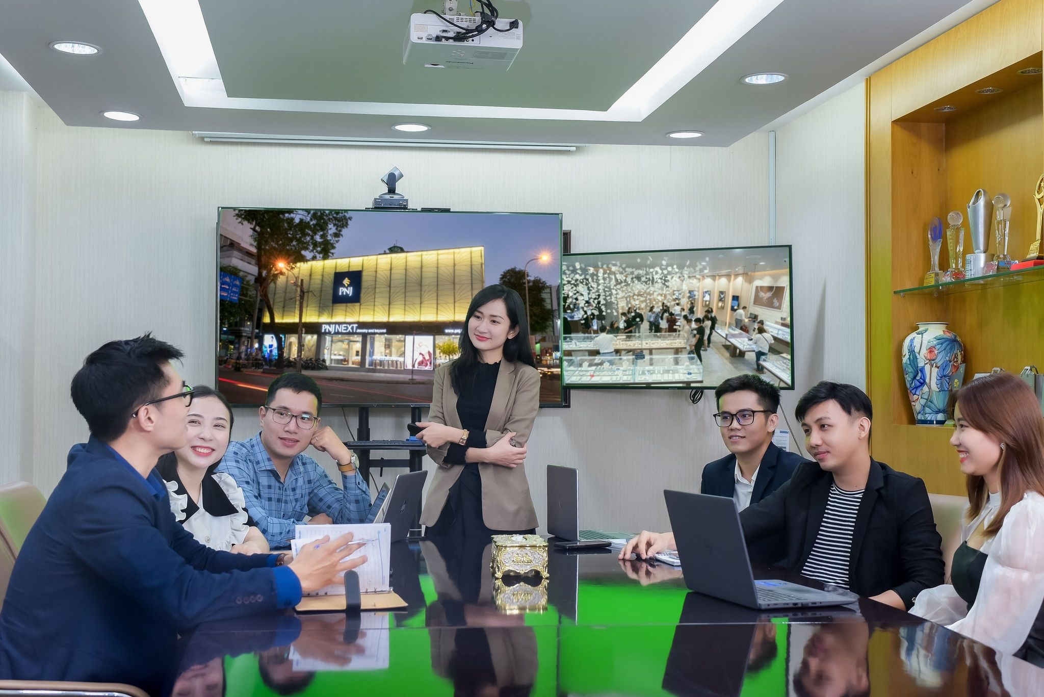 'Pha bang' dinh kien ve Gen Z hinh anh