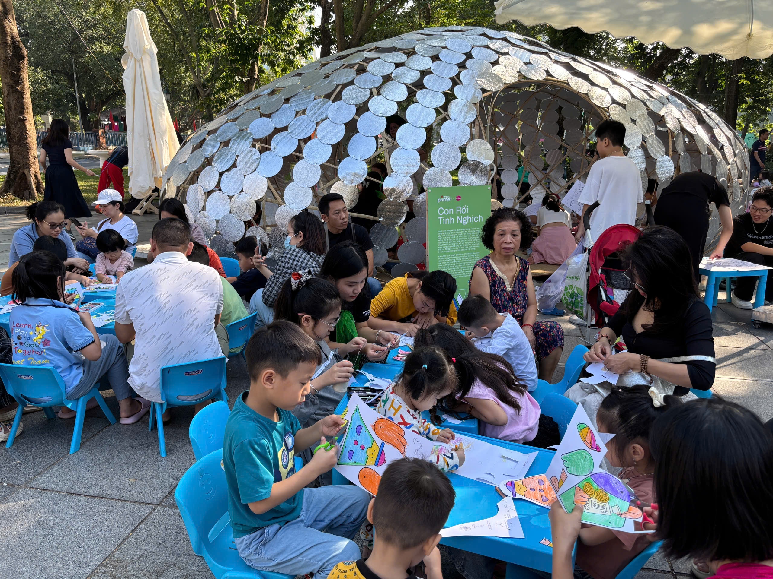 Giao lộ ký ức ảnh 2 Giao lo ky uc anh 2