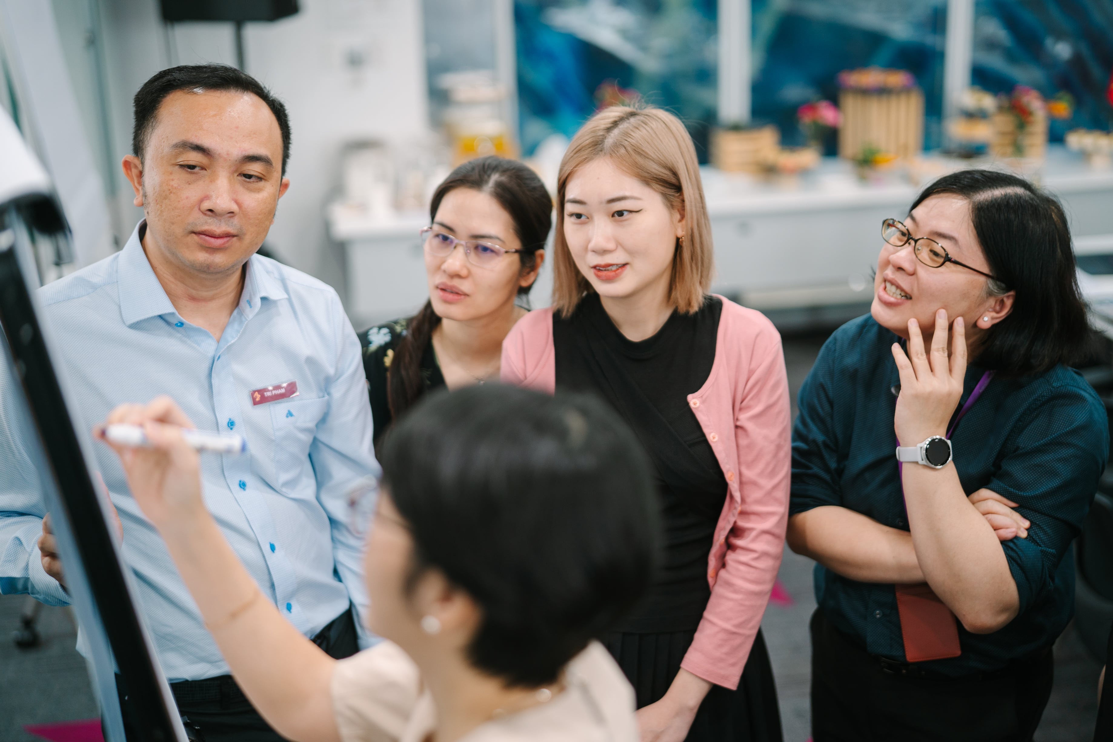 AstraZeneca Viet Nam anh 2