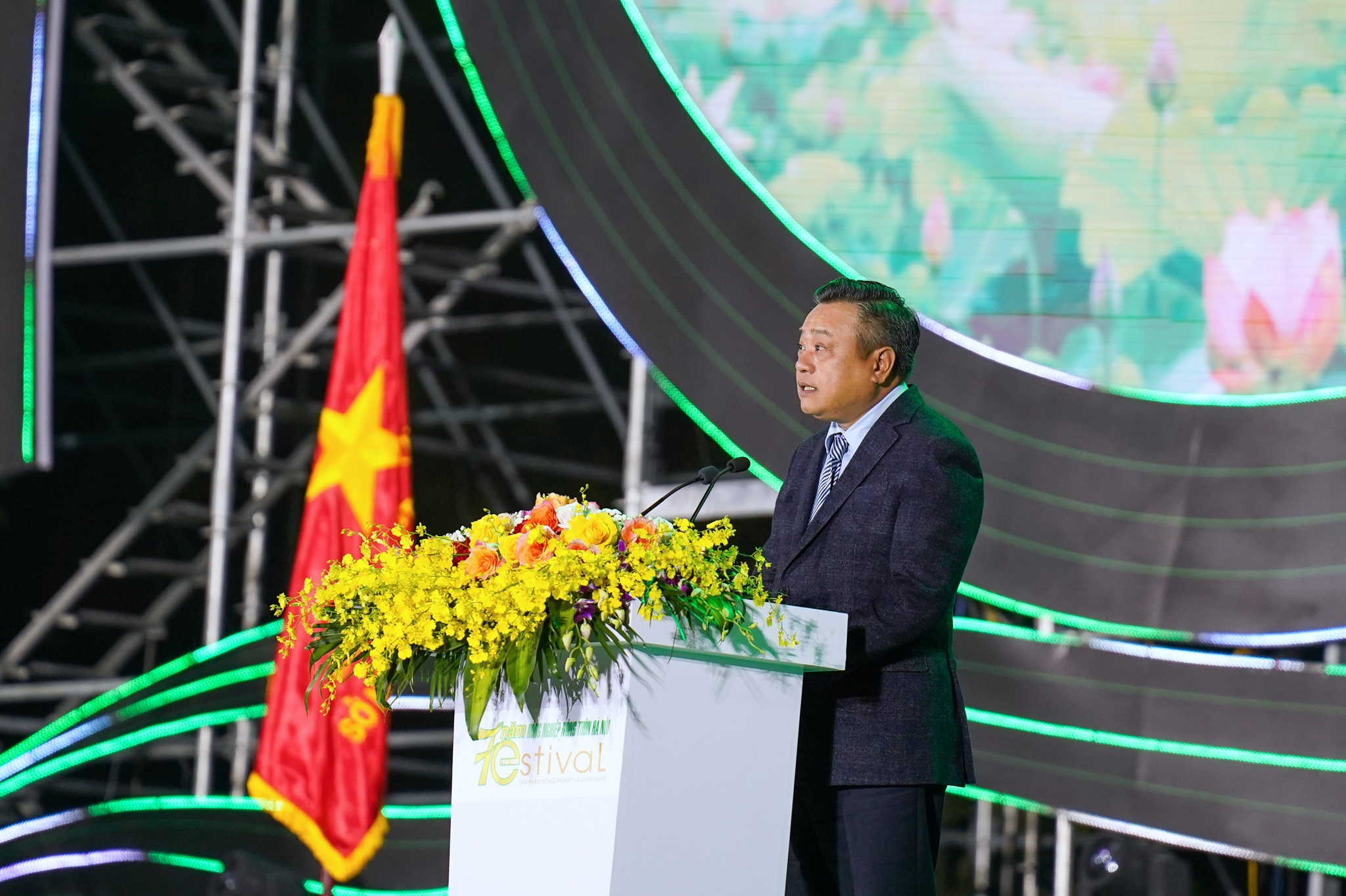 Mailand Hanoi City anh 13