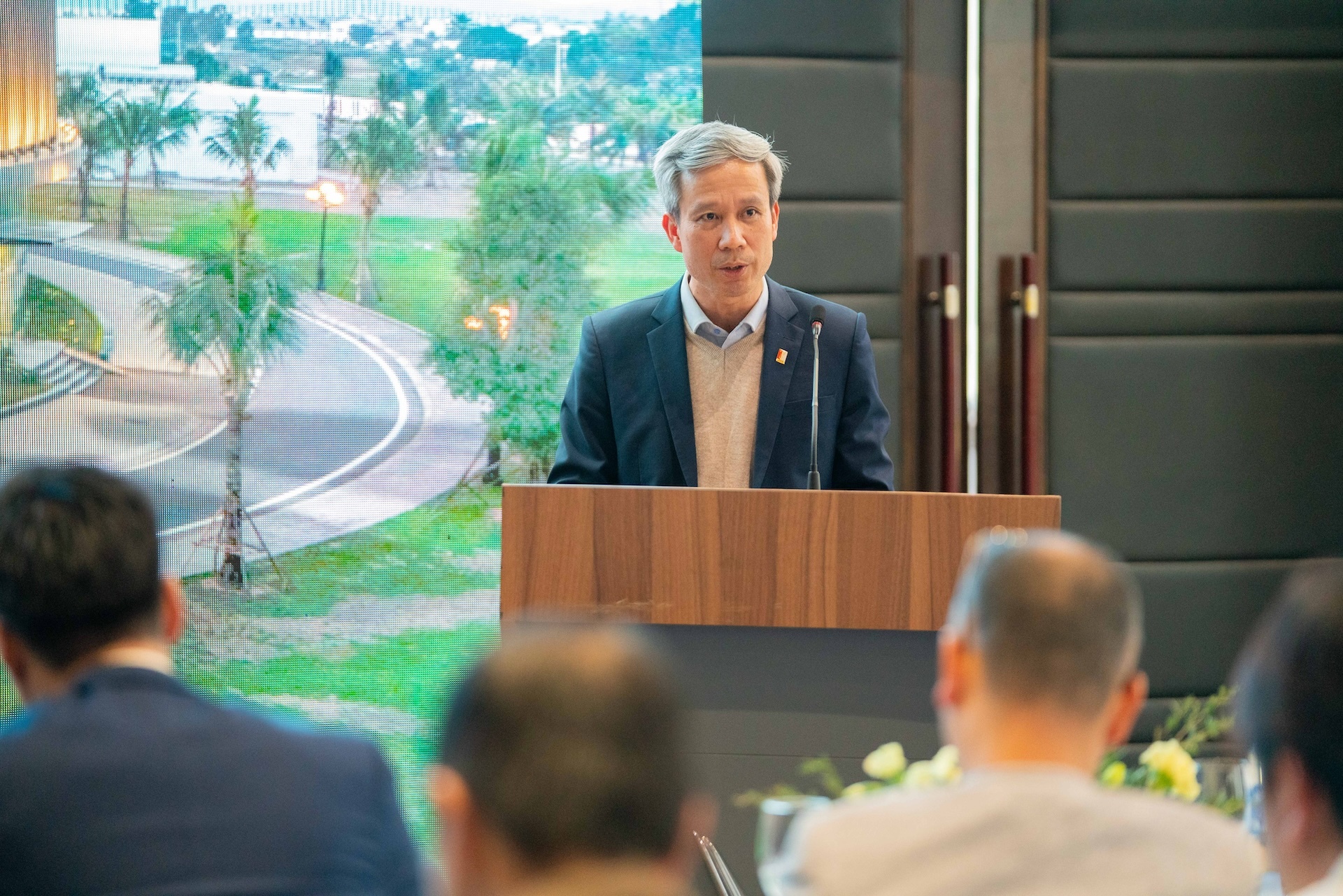 VinFast noi dia hoa anh 3