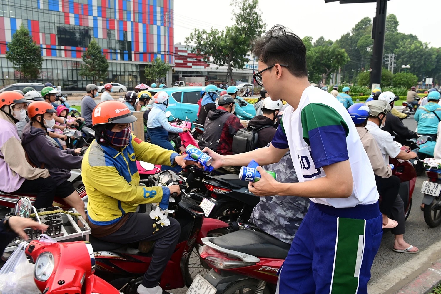 Uong 0 lai anh 8