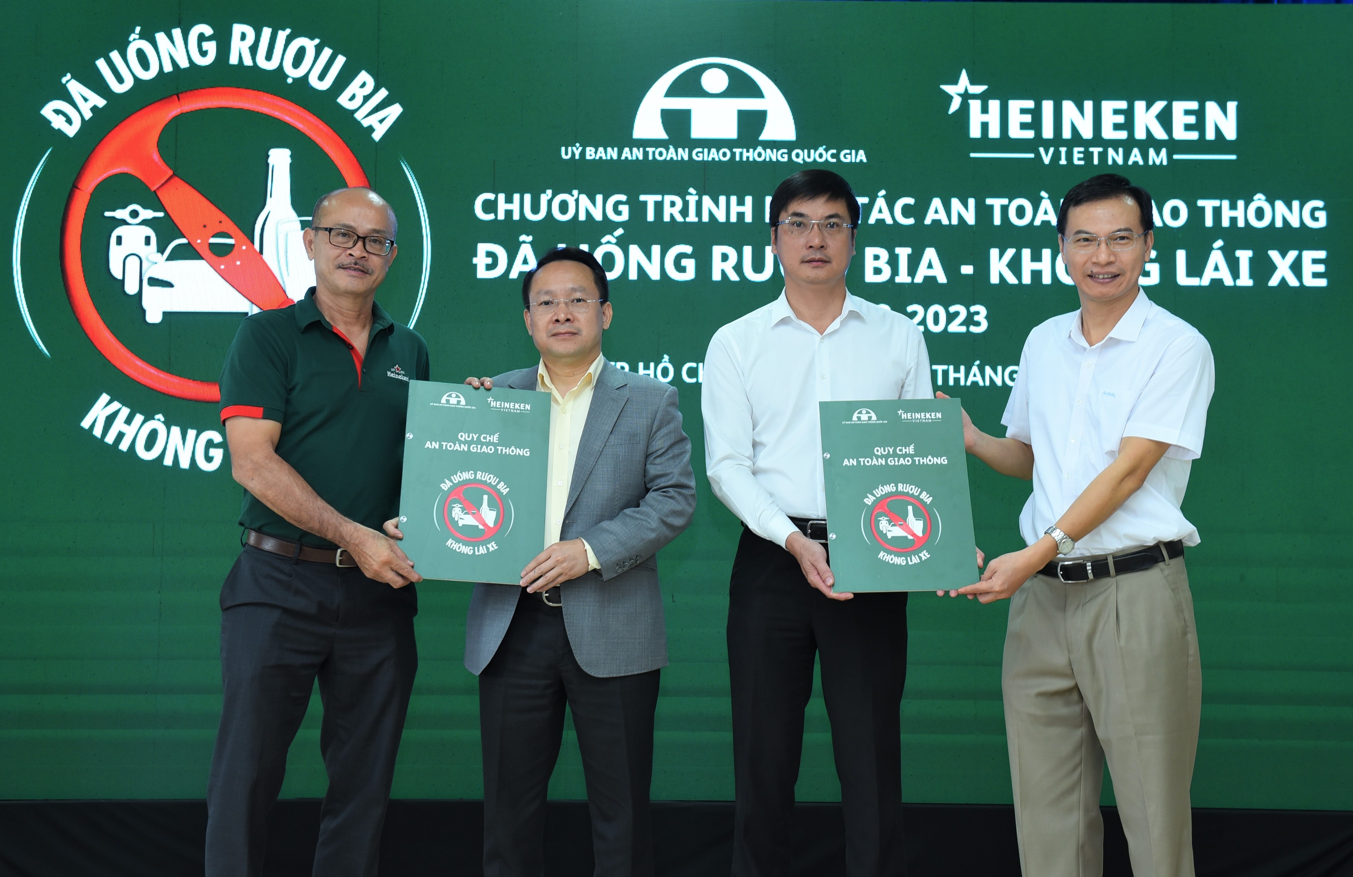 Uong 0 lai anh 2