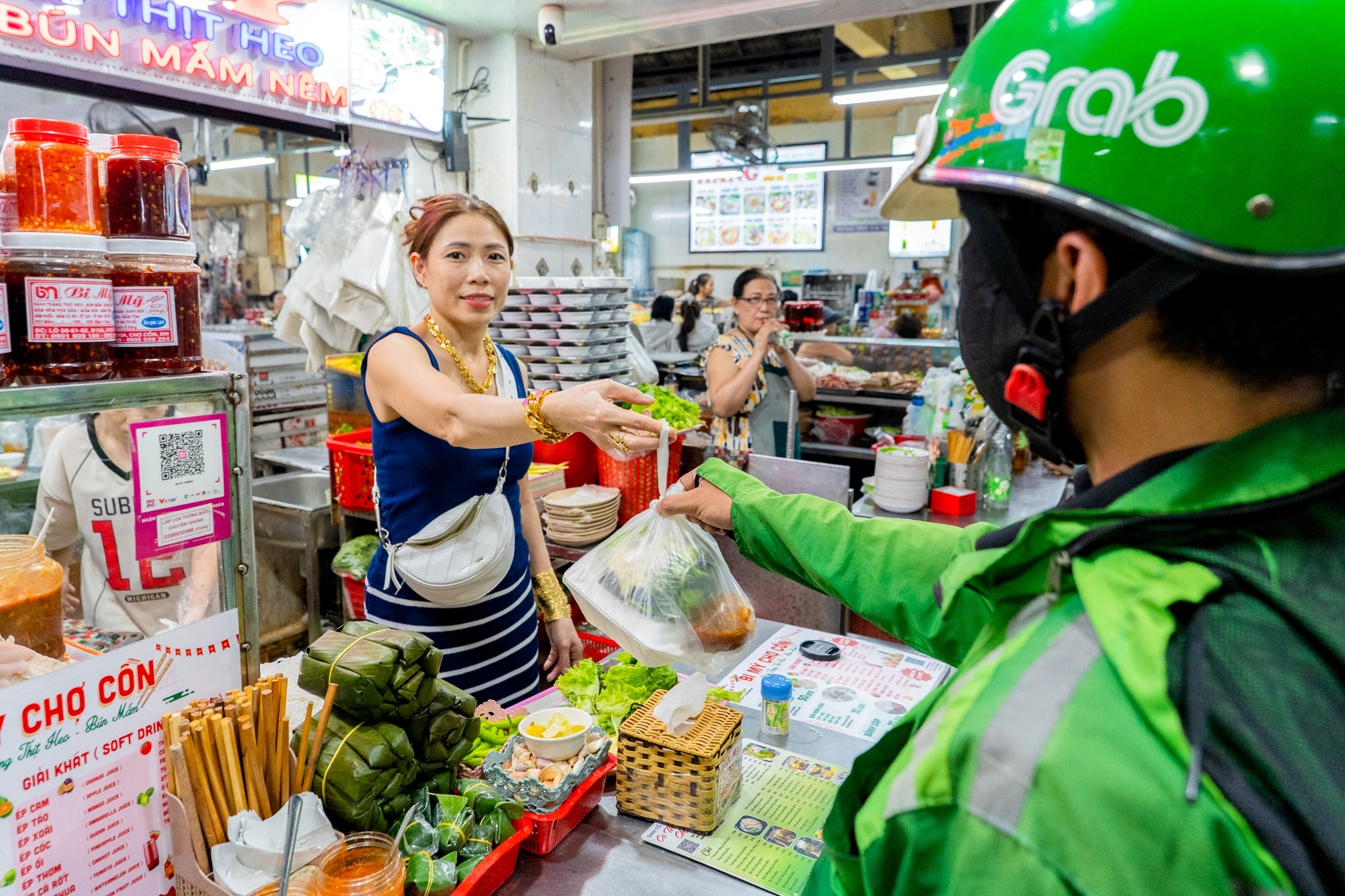 Quan tru danh Da Nang anh 11