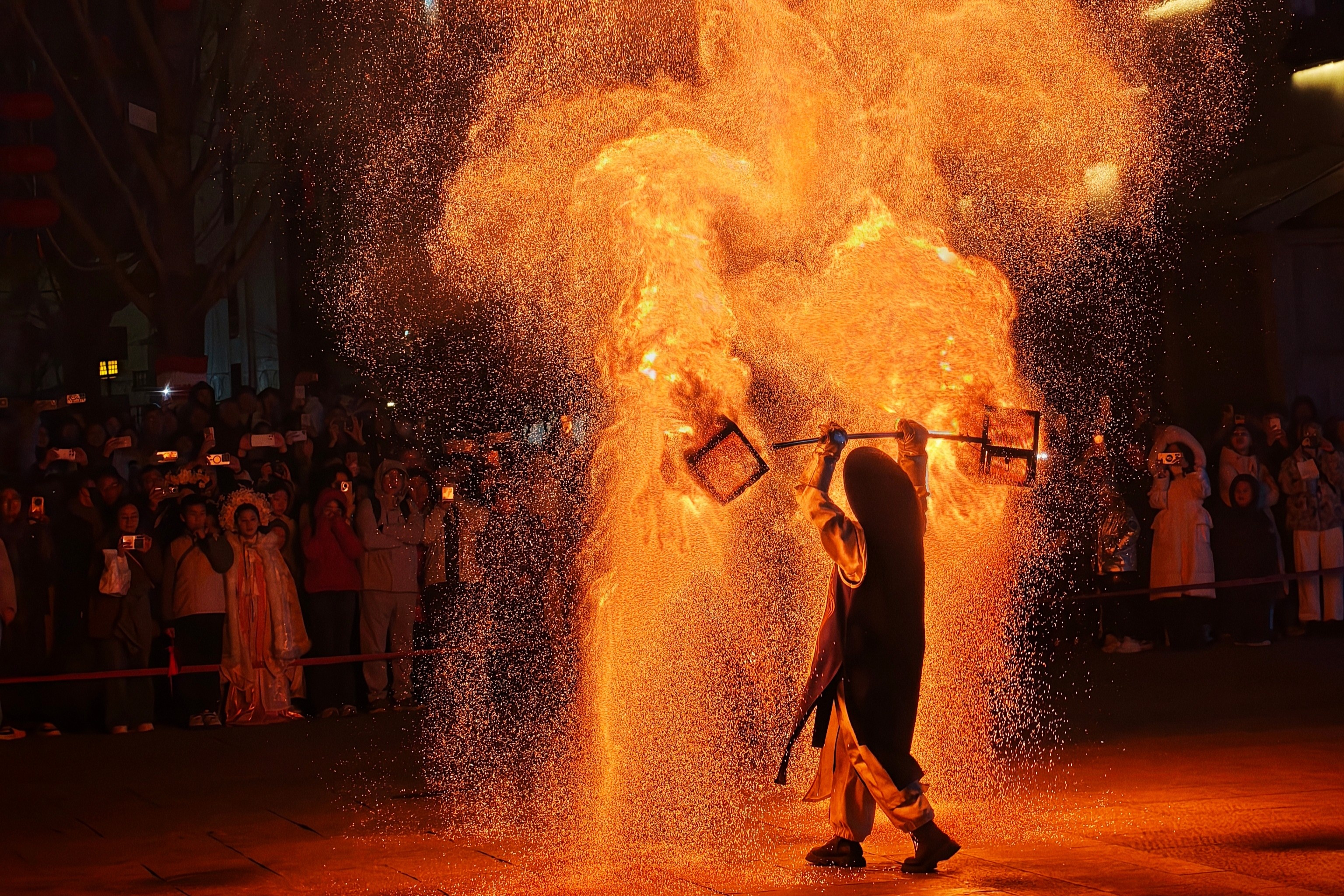 The Gioi Di Dong anh 2