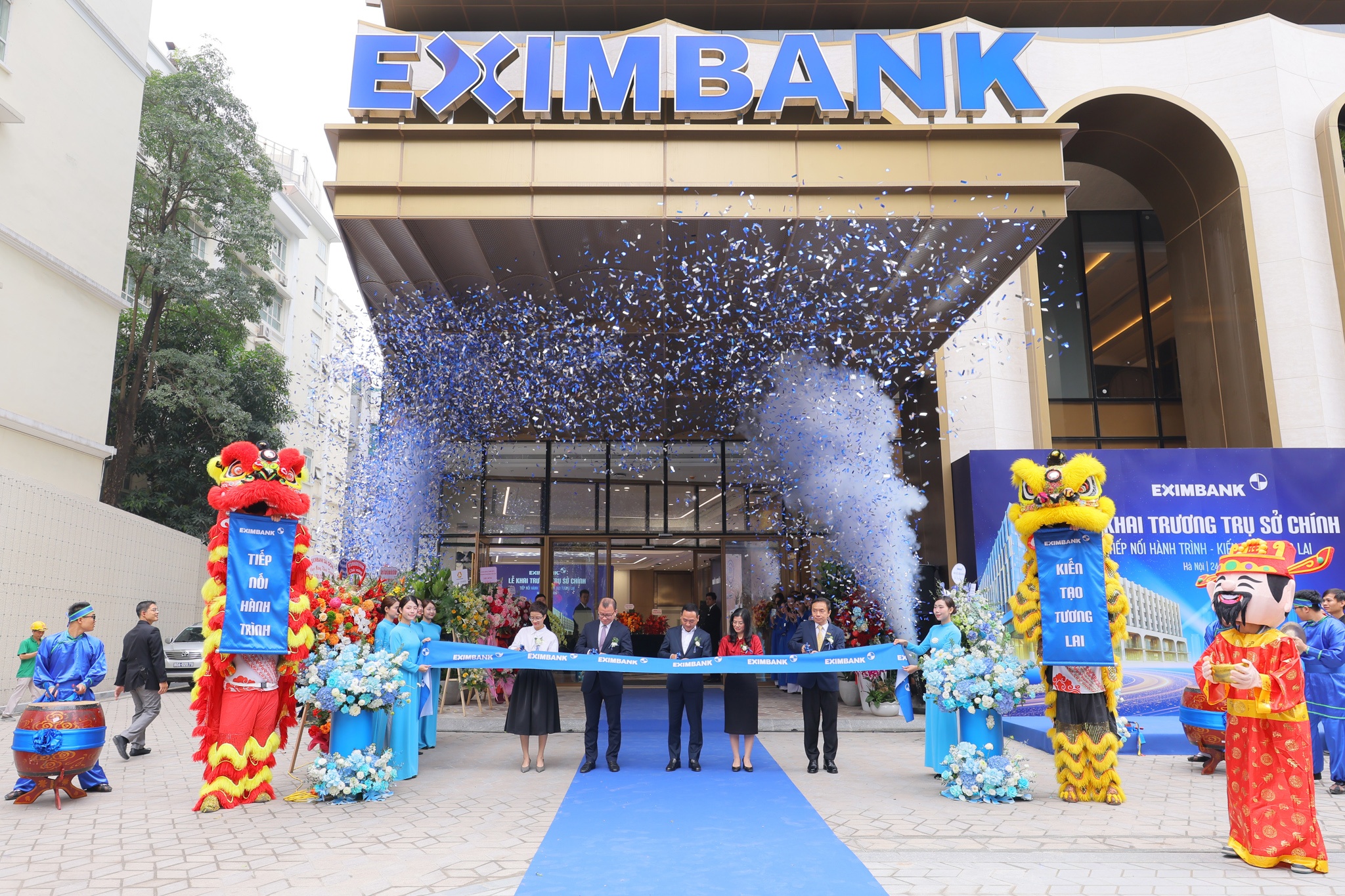 Eximbank anh 1