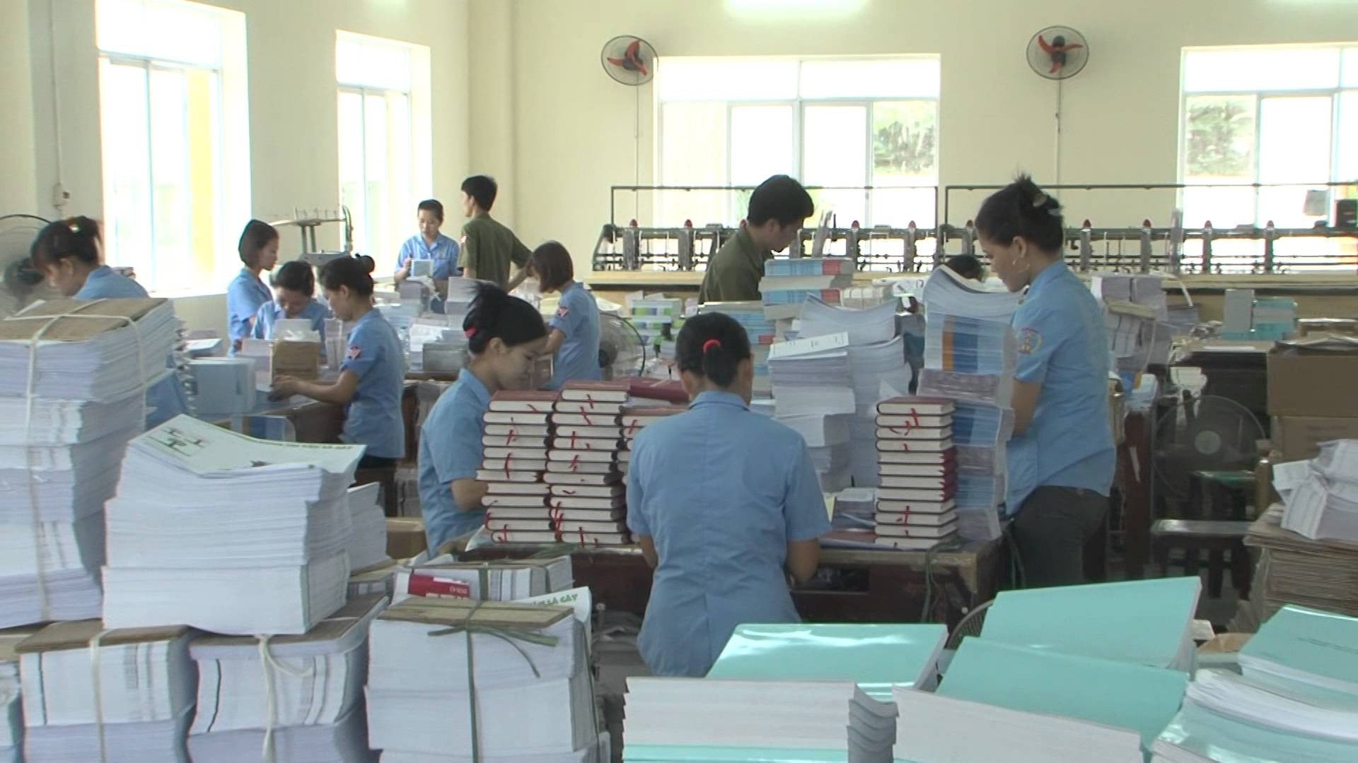 hồi ức về Hội xuất bản ảnh 3 hoi uc ve Hoi xuat ban anh 3