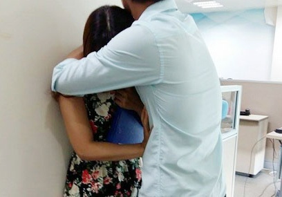 Sinh vien co nen chap nhan bi quay roi tinh duc de giu viec lam them? hinh anh