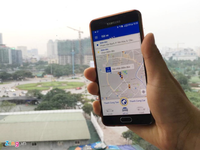 Taxi truyền thống tố Uber, Grab nộp thuế ít hơn ảnh 1 Taxi truyen thong to Uber, Grab nop thue it hon anh 1