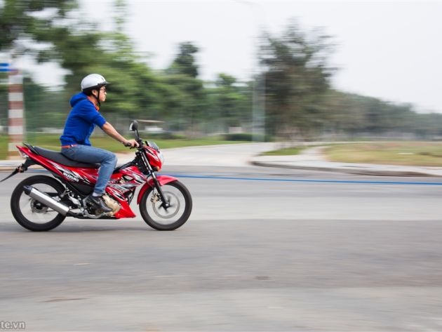 xu phat xe may vuot qua toc do anh 4