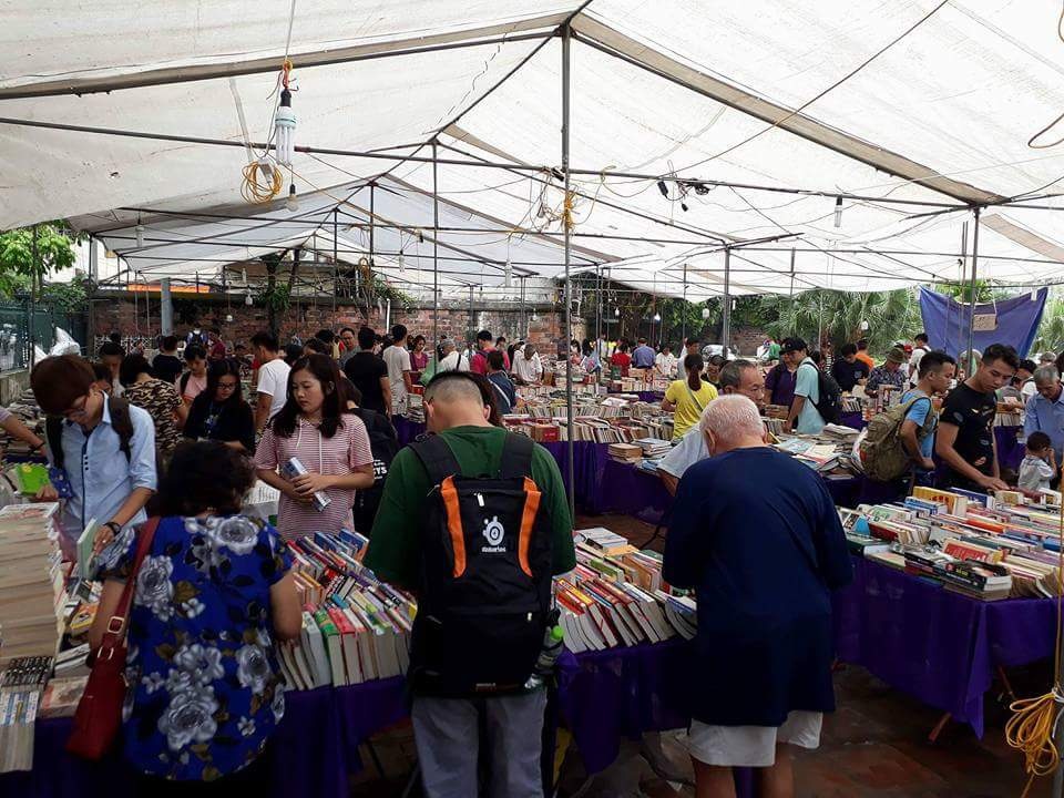 Hội sách cũ tháng 11 ảnh 1 Hoi sach cu thang 11 anh 1