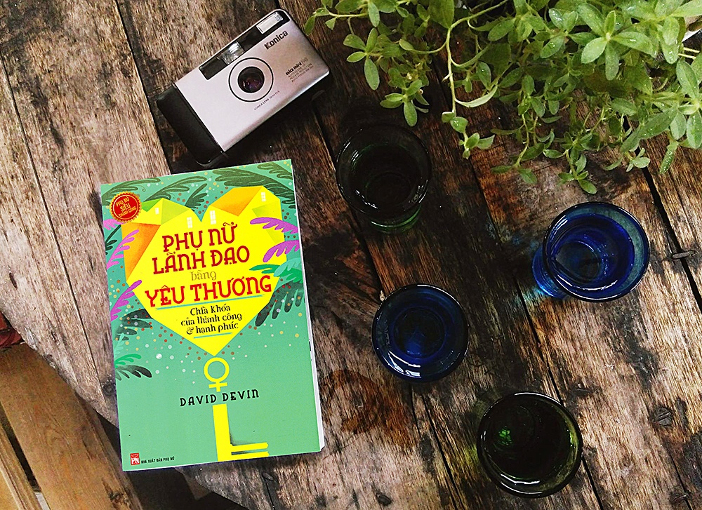 Phu nu lanh dao bang yeu thuong anh 1