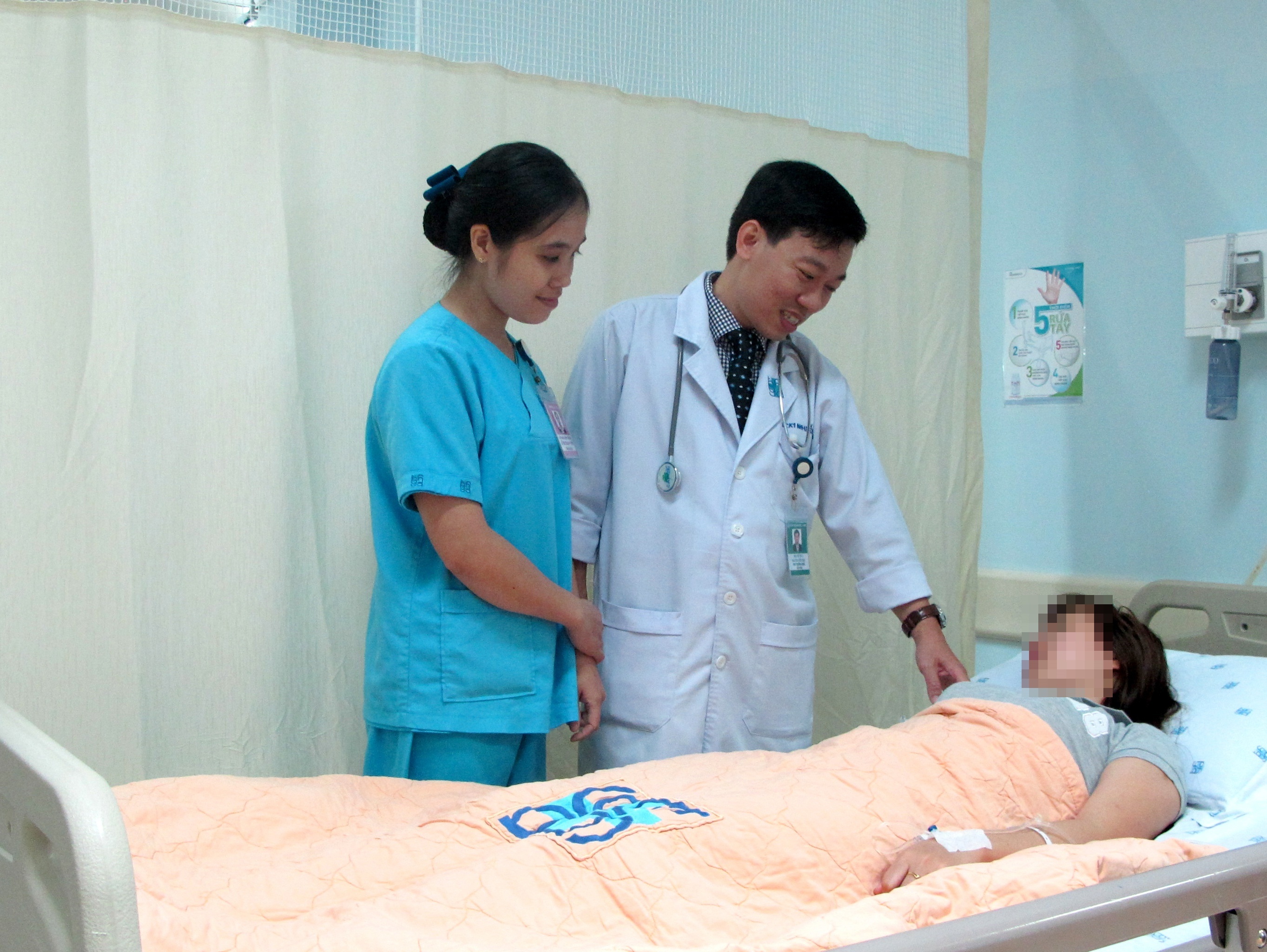 Sơ cứu vết thương mạch máu đúng cách ảnh 1 So cuu vet thuong mach mau dung cach anh 1