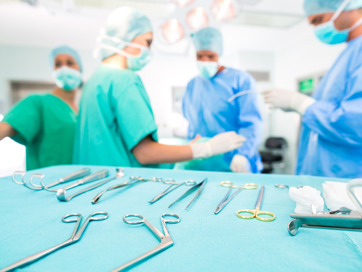 Phau thuat ghep gan cho benh nhi 13 thang tuoi hinh anh