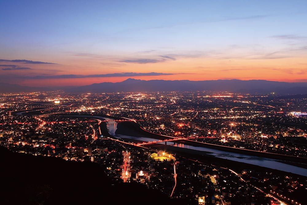 Nhung dia diem ngam canh dem dep nhat o Nhat Ban anh 12