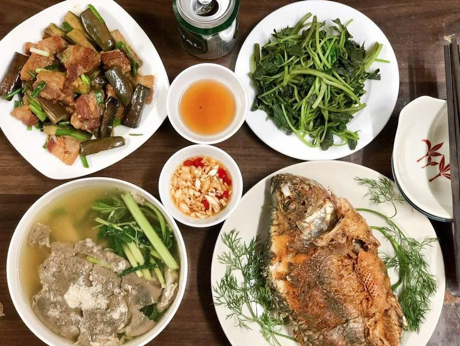 Toi nay an gi: Goi y mam com chieu he thom ngon, bo duong lai de an hinh anh