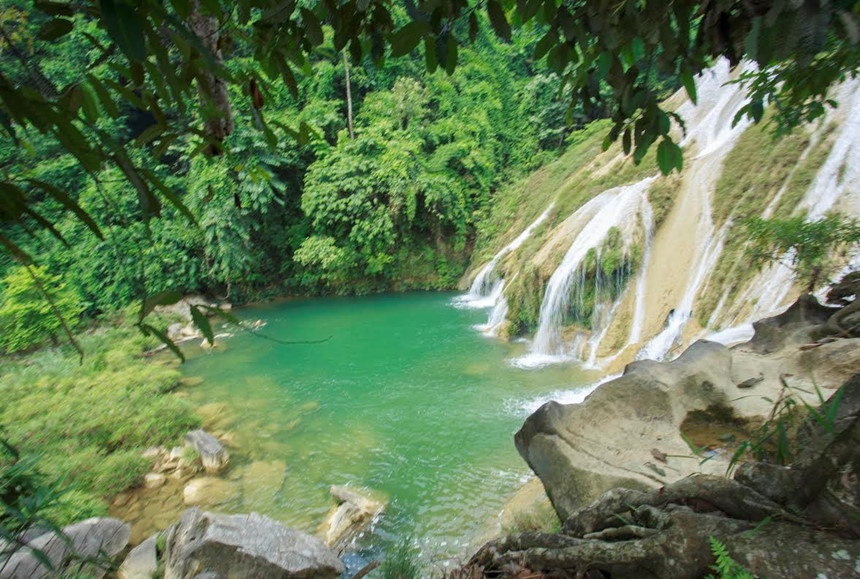 Ve dep tho mong cua thac Ban Ba (Tuyen Quang) hinh anh