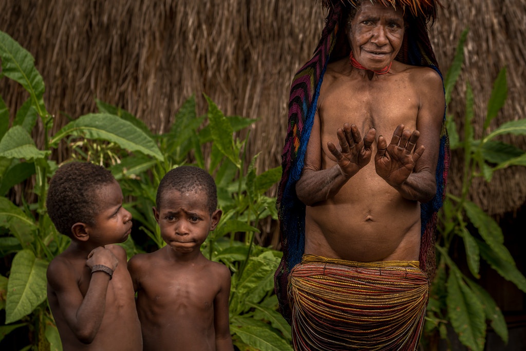 tap tuc ky di o Indonesia anh 15