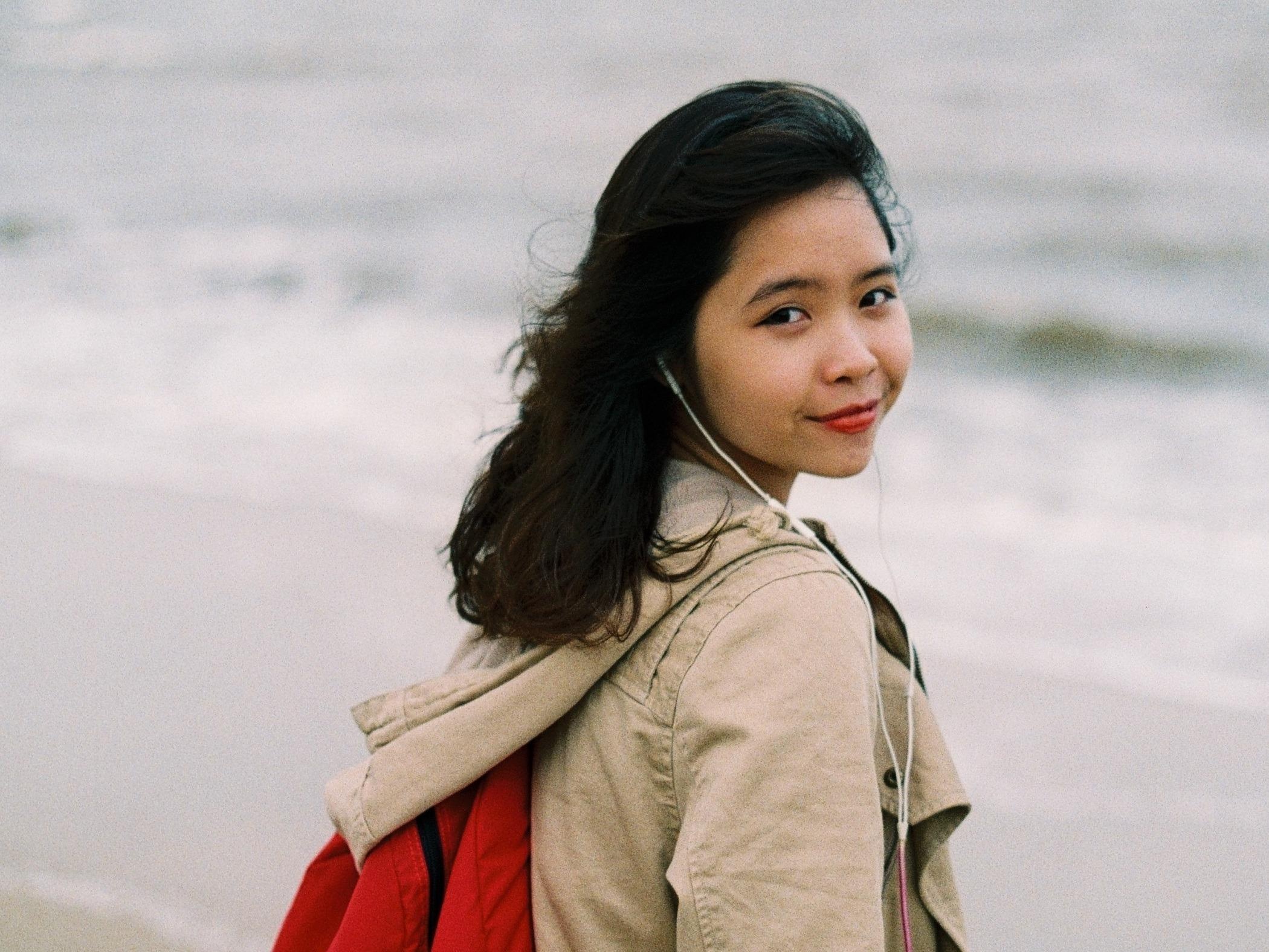 Di xuyen Viet mang may anh film, trao luu cua nhung nguoi hoai co hinh anh