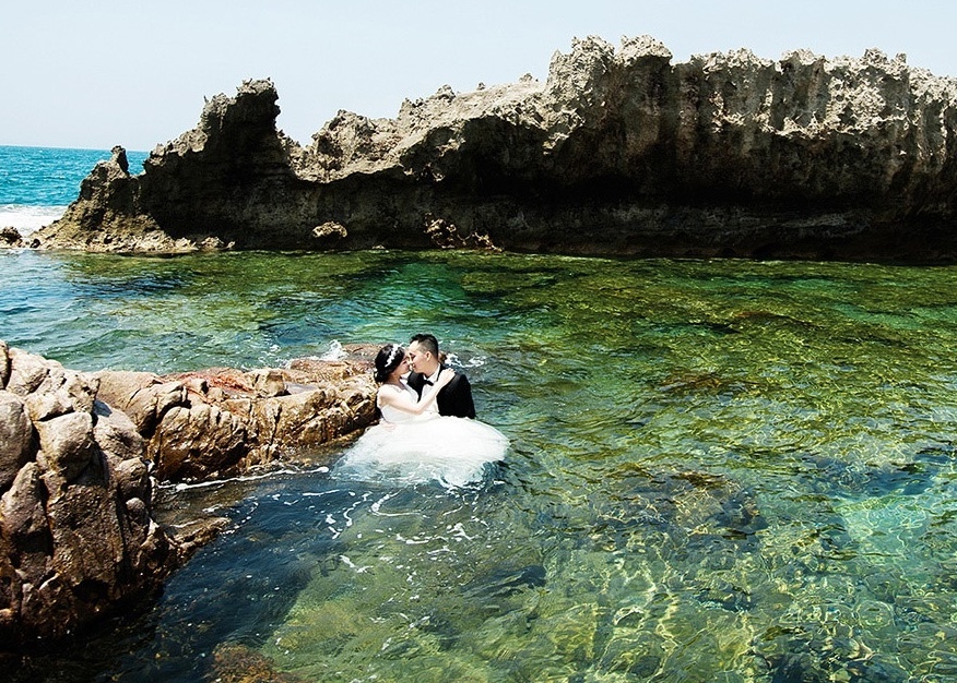 Du lich ket hop chup anh cuoi, nen di Phan Thiet hay Quy Nhon? hinh anh