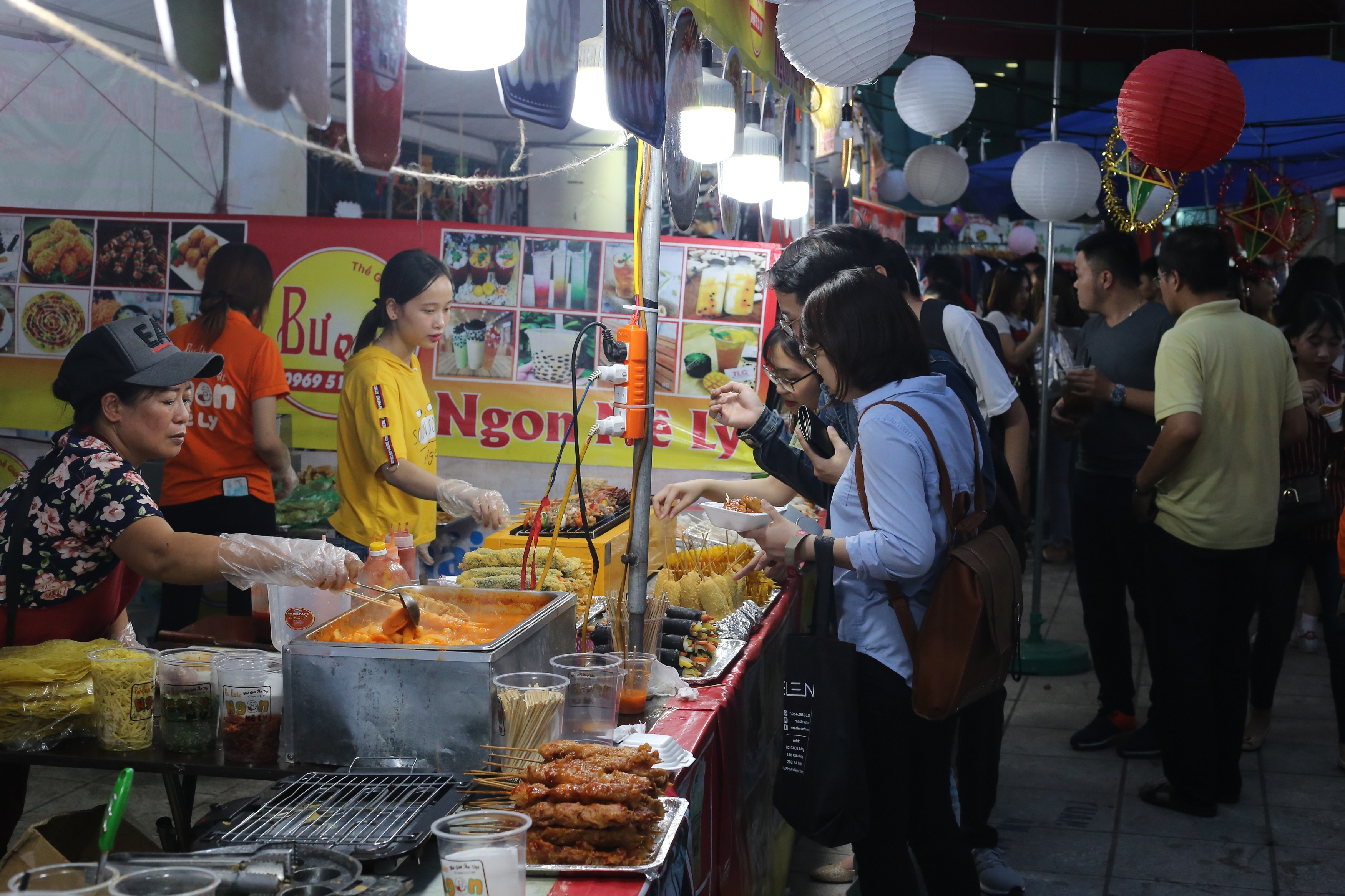 le hoi am thuc duong pho anh 1