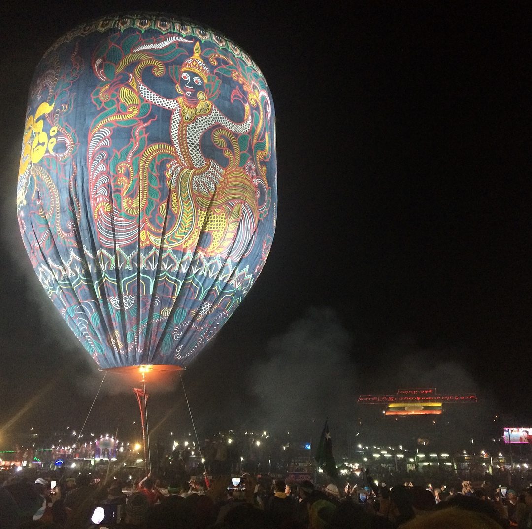 khinh khi cau o Malaysia anh 10