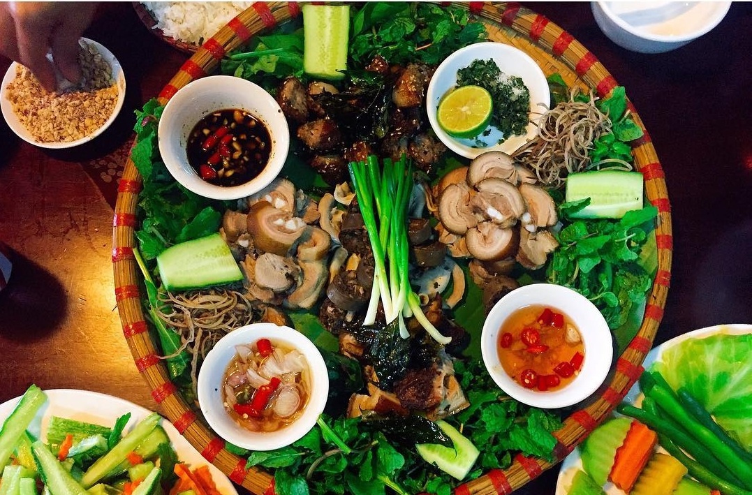 Lau ca hoi, rau mam da hap dan du khach den Sa Pa mua nay hinh anh