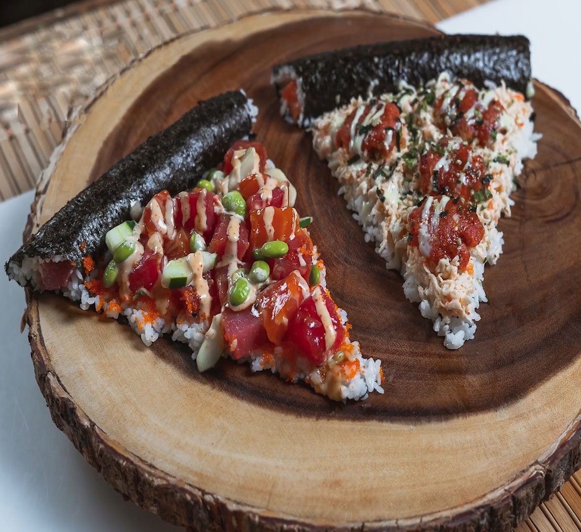 Cach don gian lam mon sushi pizza doc dao hinh anh