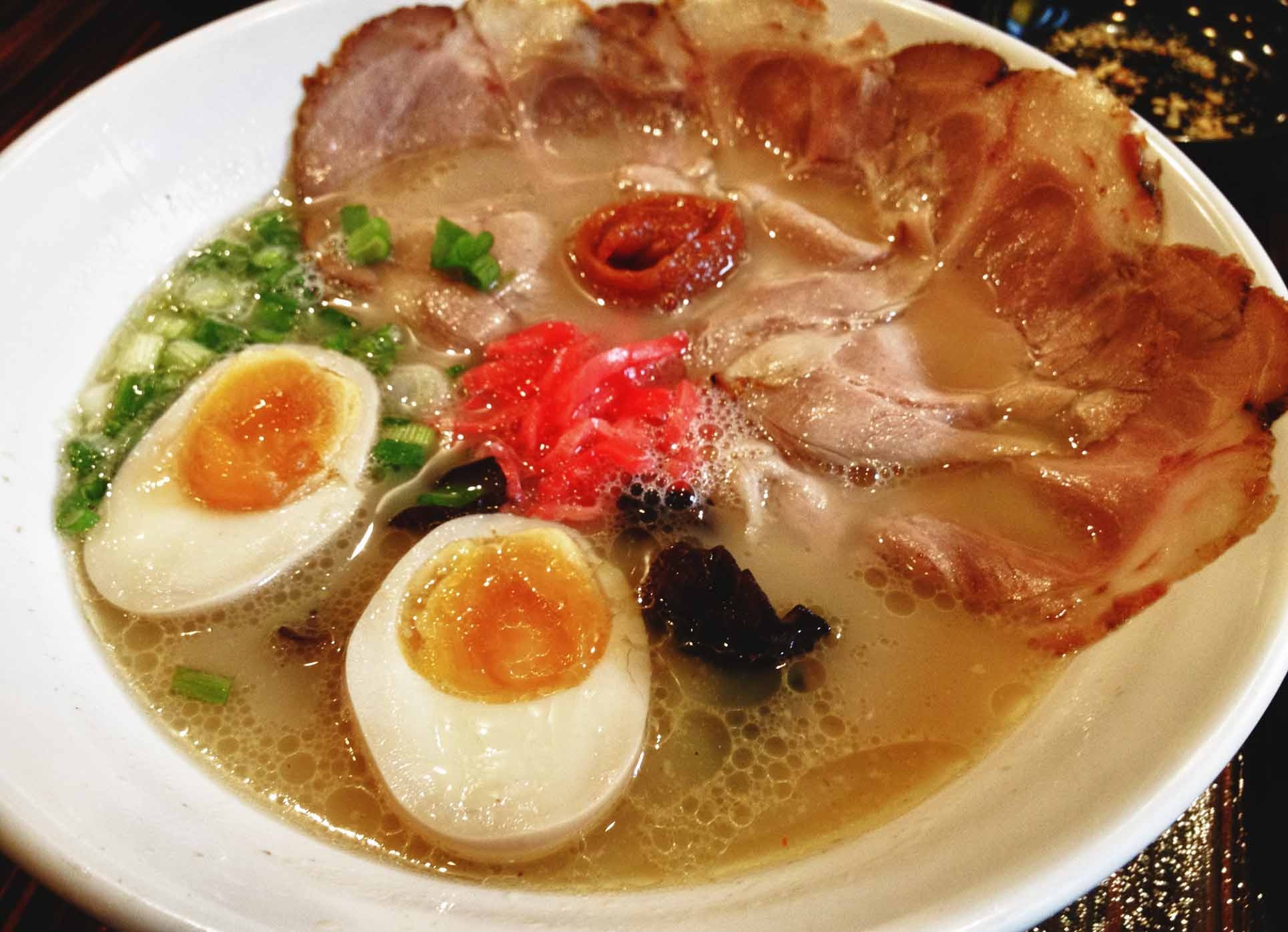 nha hang ramen anh 9